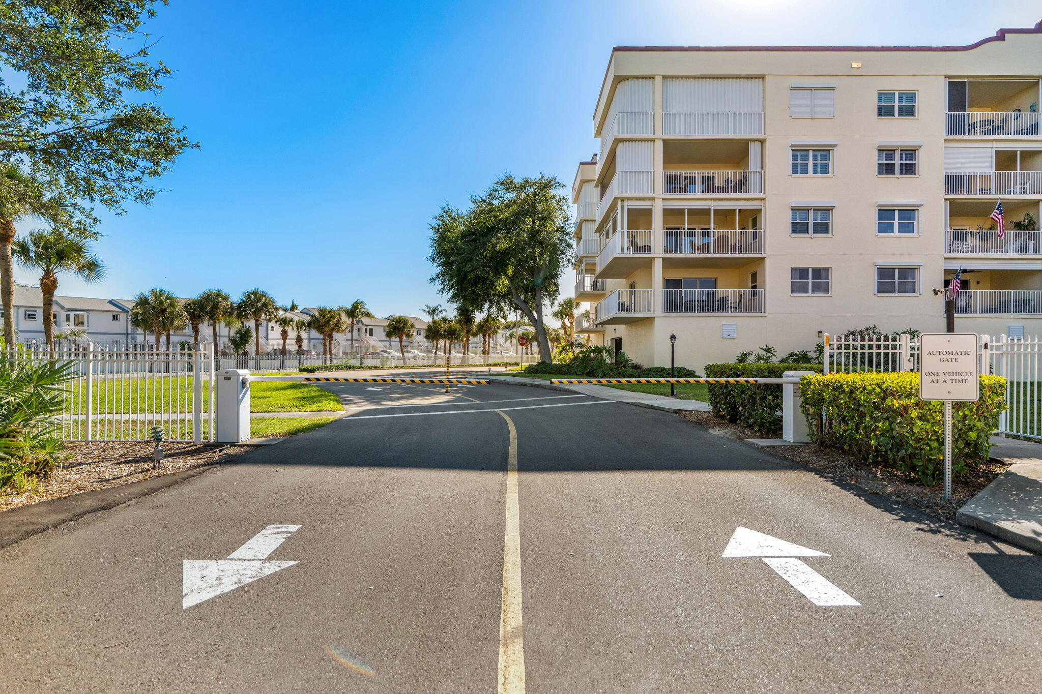 8931 Lake Drive, C206