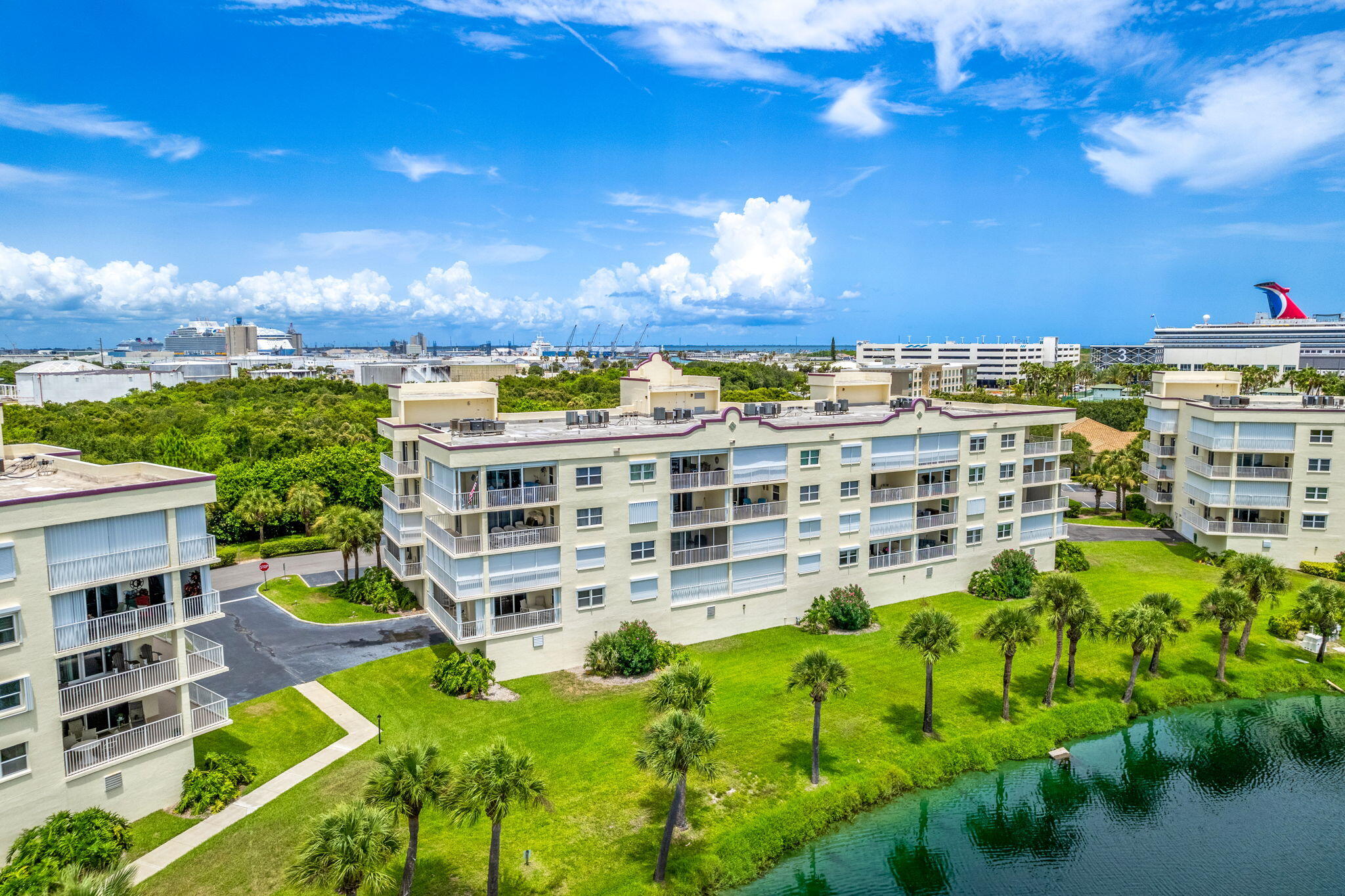 8931 Lake Drive, C206