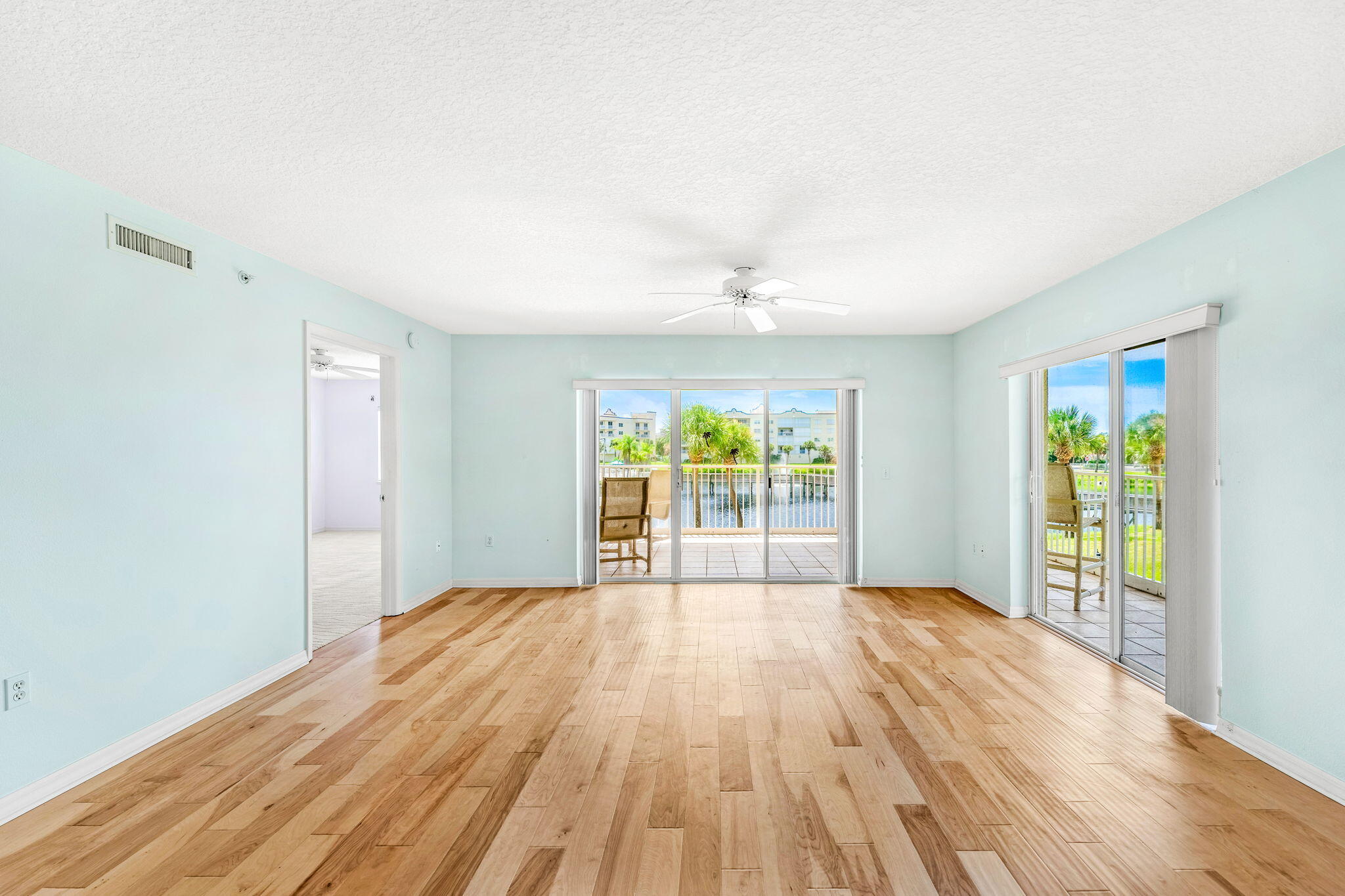 8931 Lake Drive, C206
