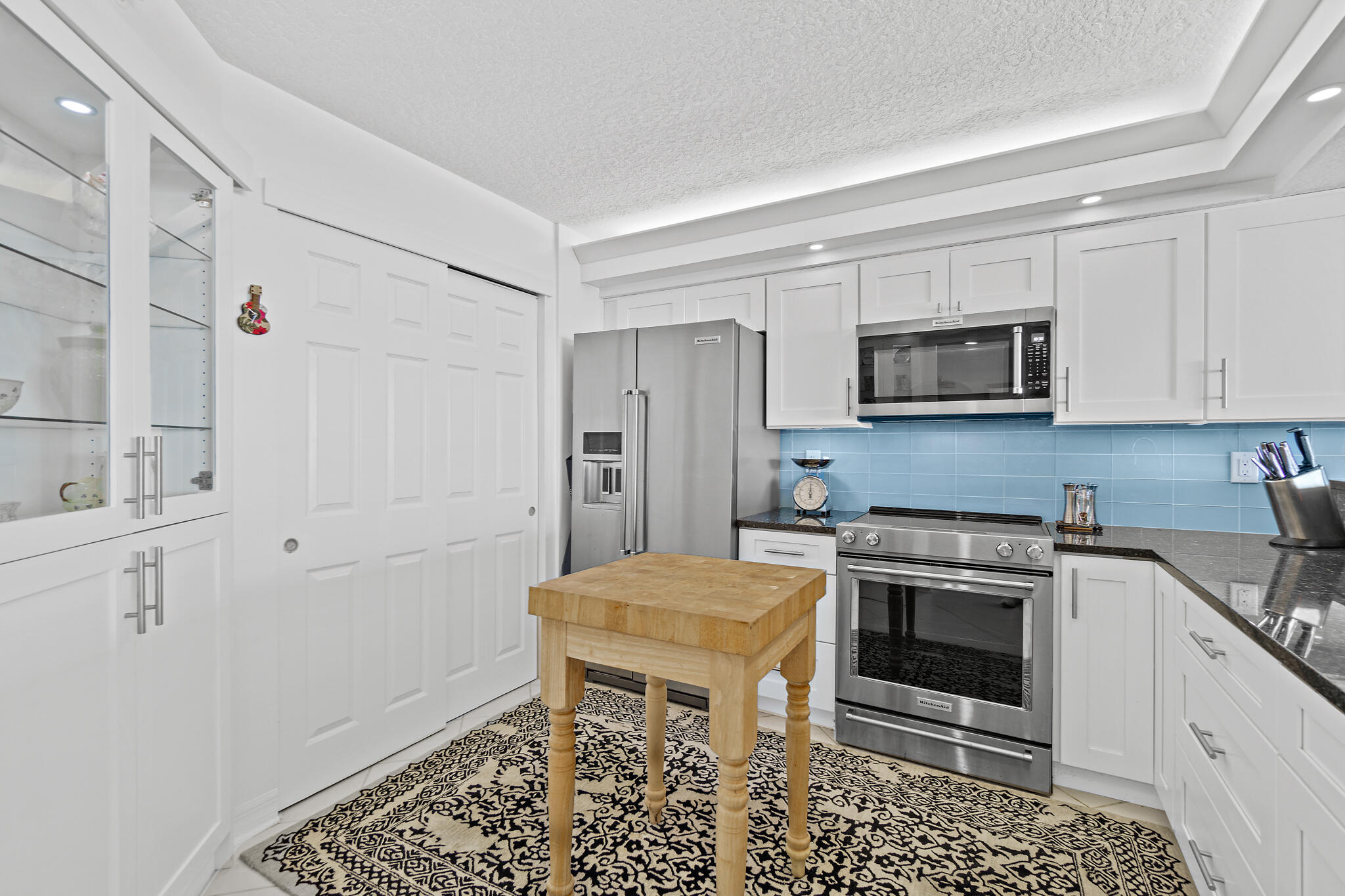 3740 Ocean Beach Boulevard, 605