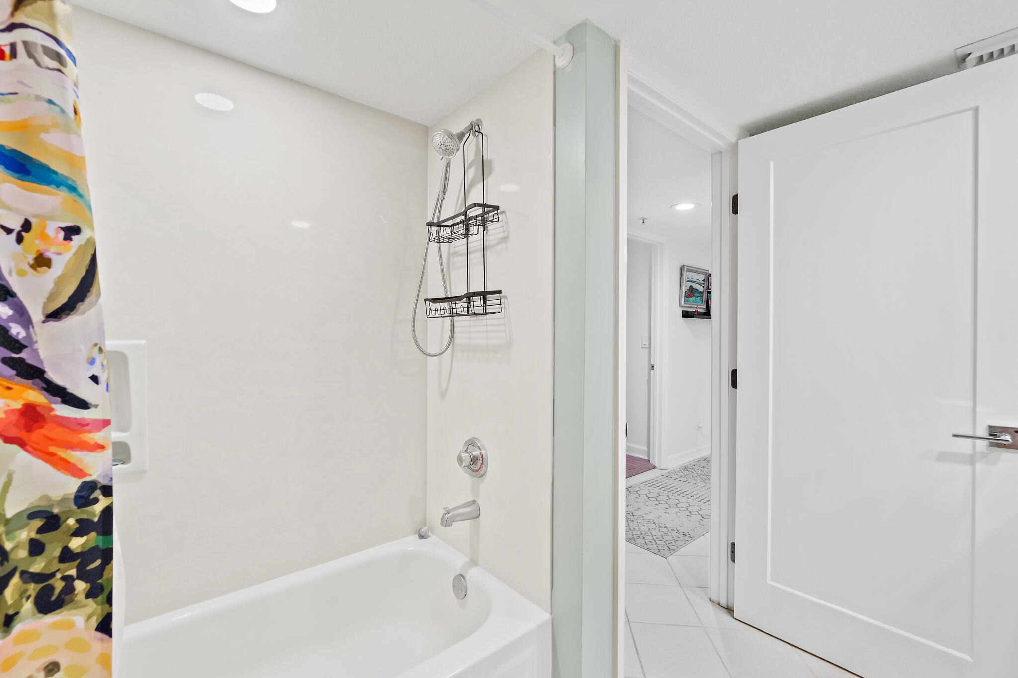3740 Ocean Beach Boulevard, 605
