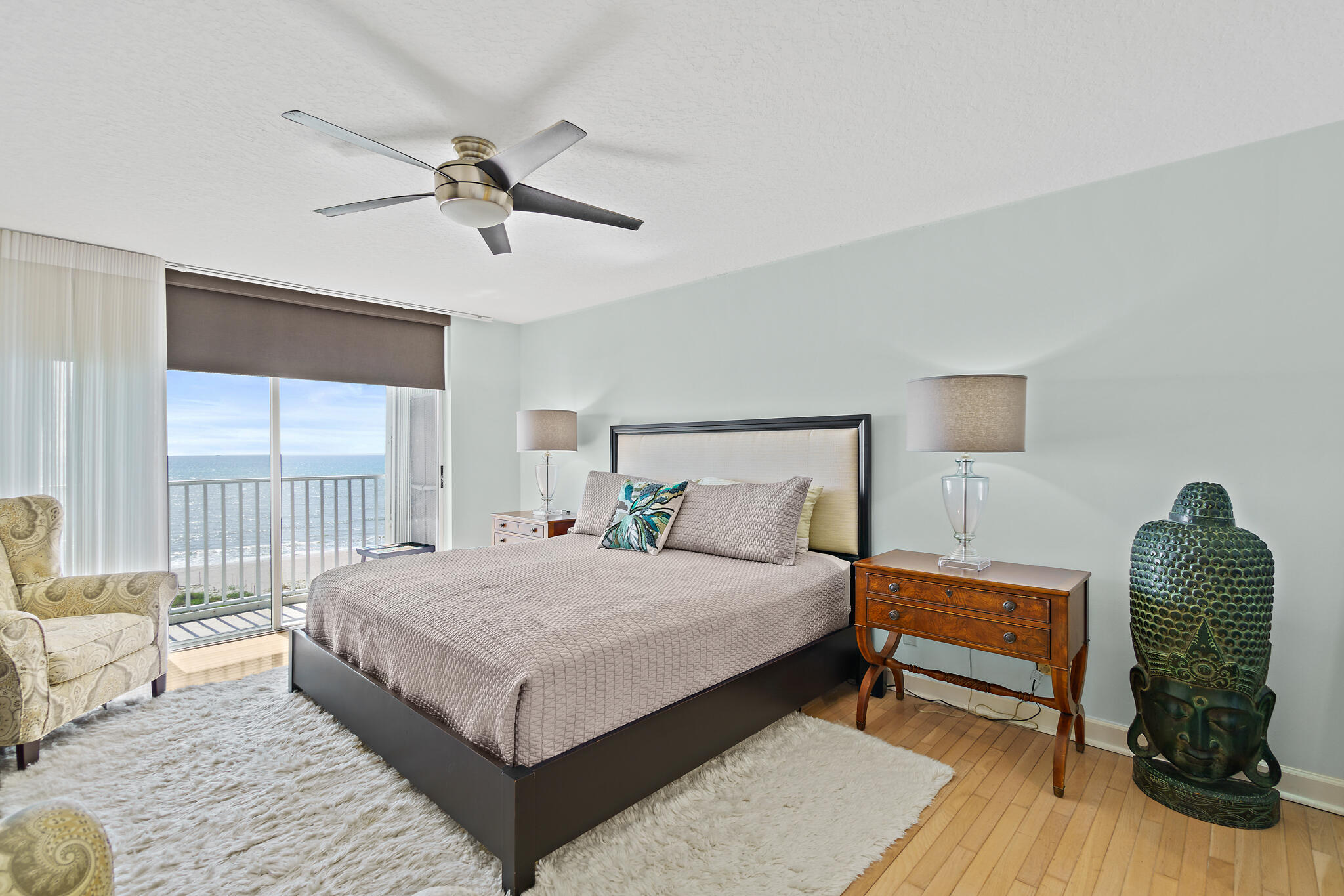 3740 Ocean Beach Boulevard, 605