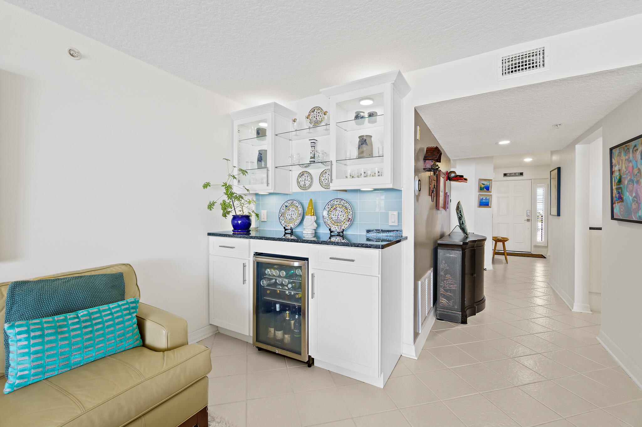 3740 Ocean Beach Boulevard, 605