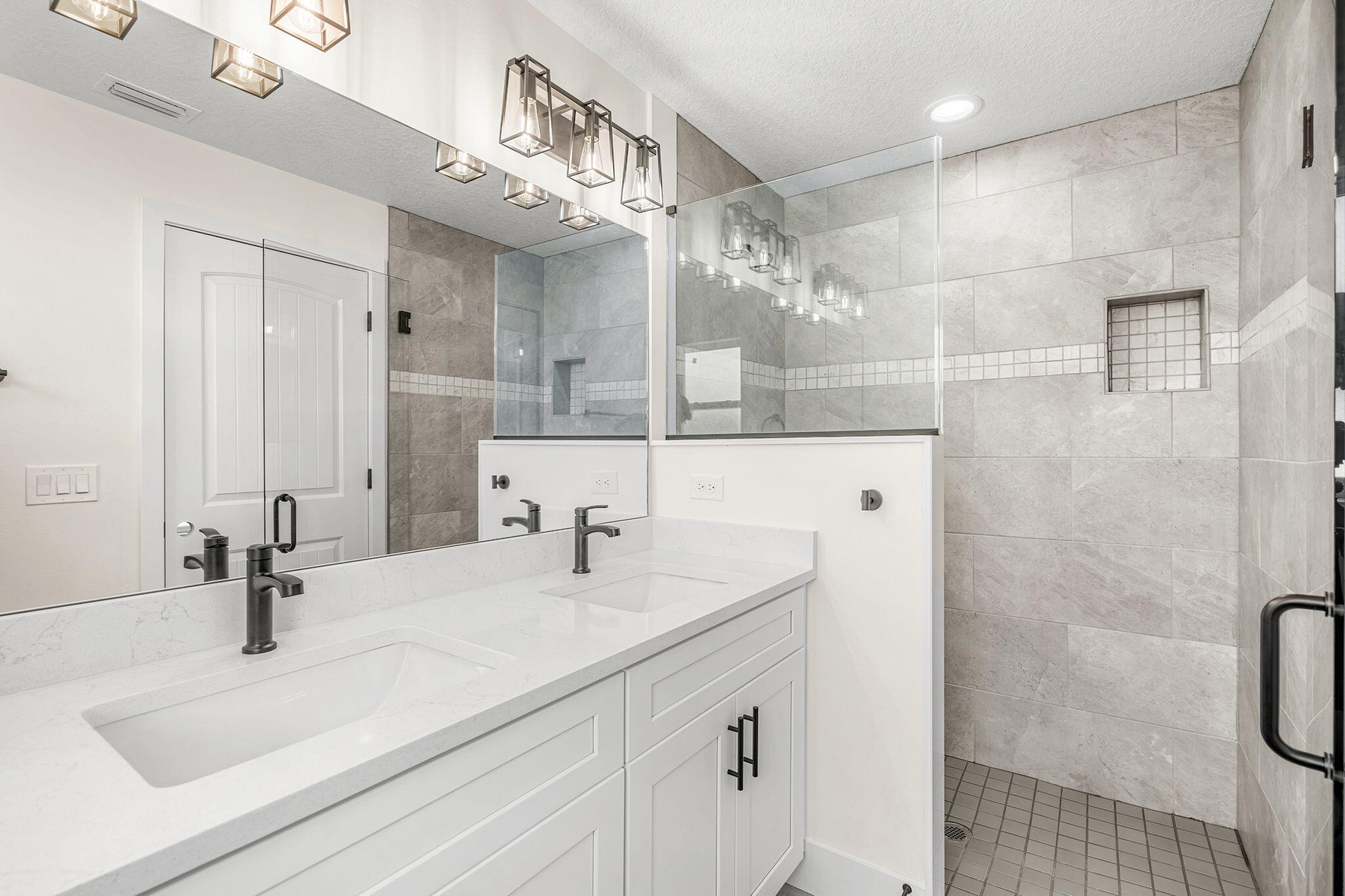 2336 Royal Poinciana Boulevard