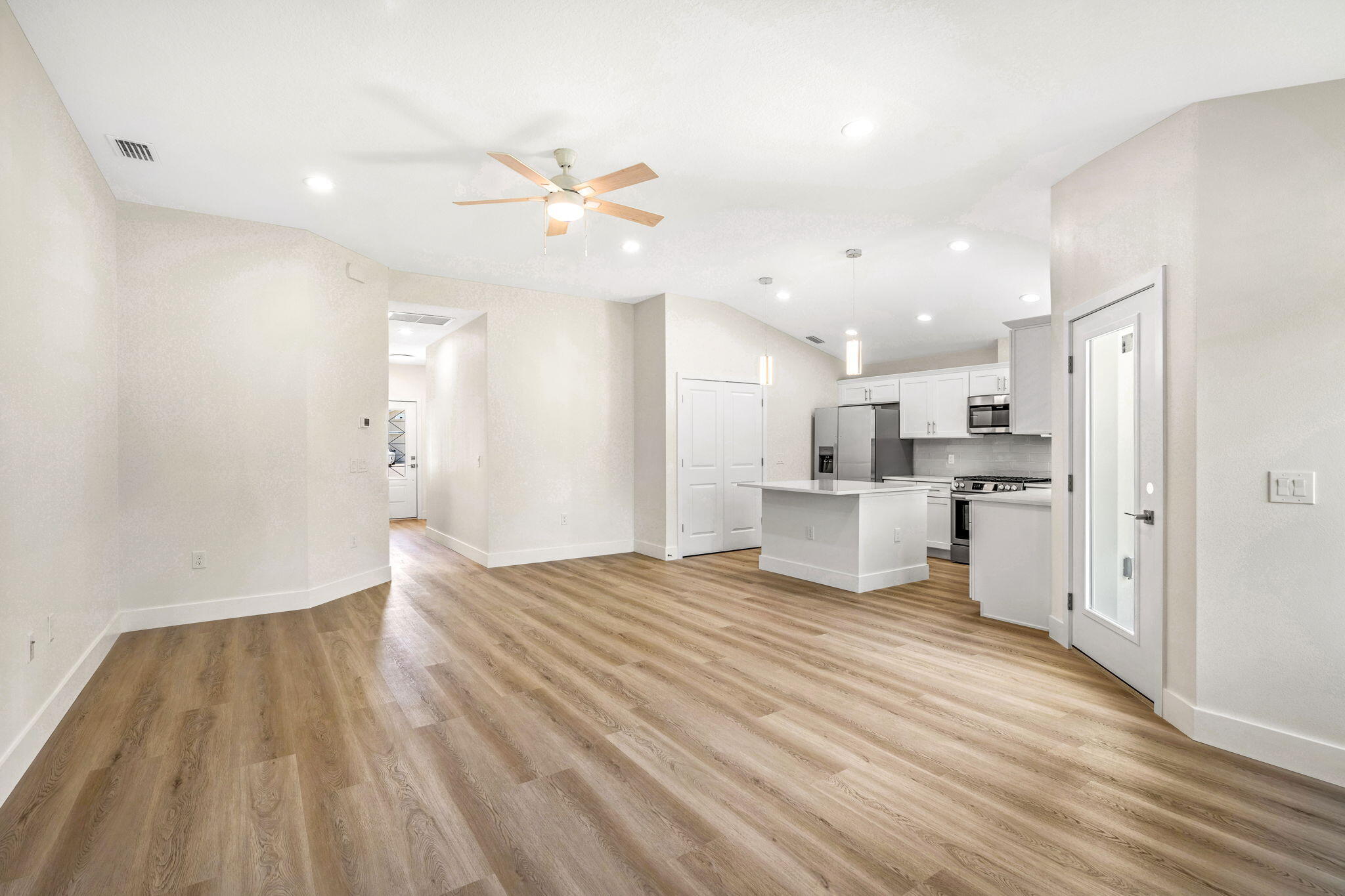 2332 Royal Poinciana Boulevard