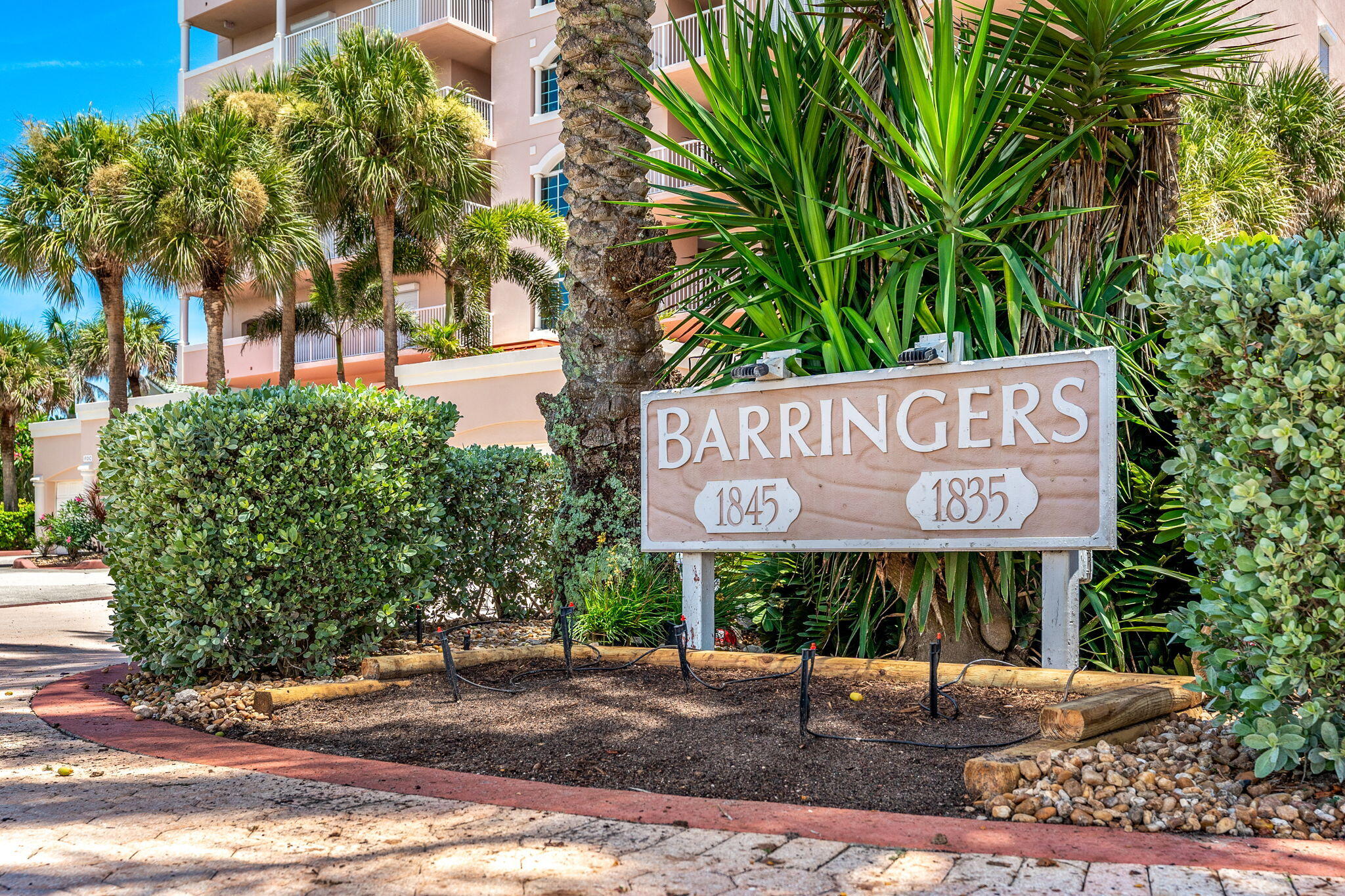 1845 N Highway A1a, 302