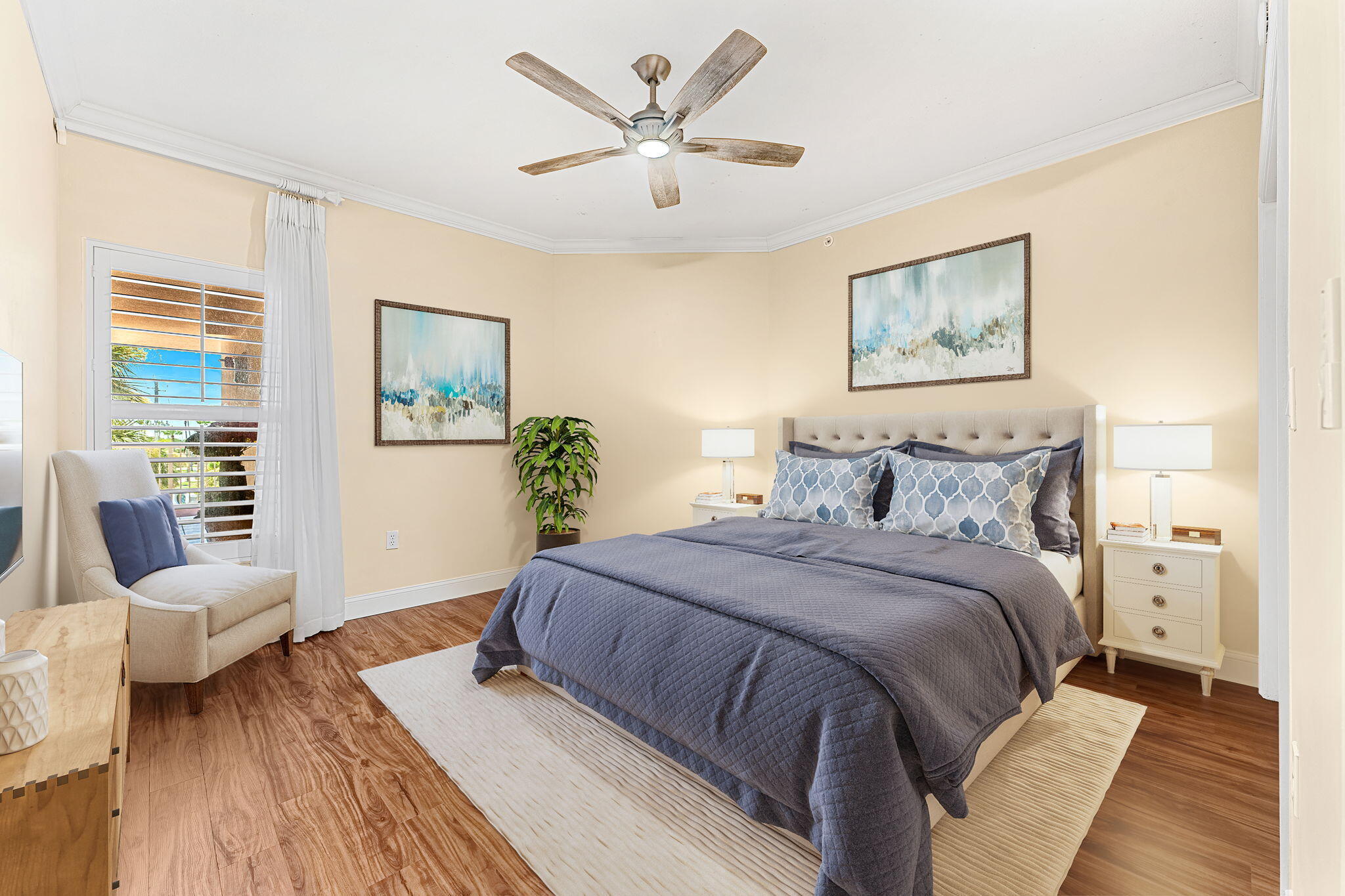 1845 N Highway A1a, 302
