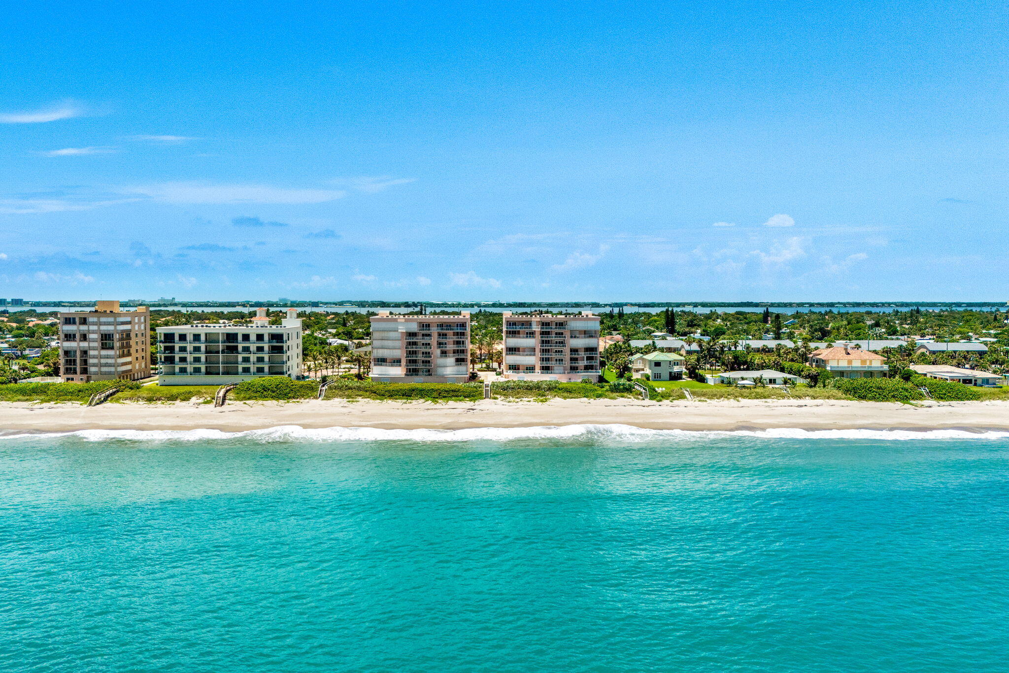 1845 N Highway A1a, 302