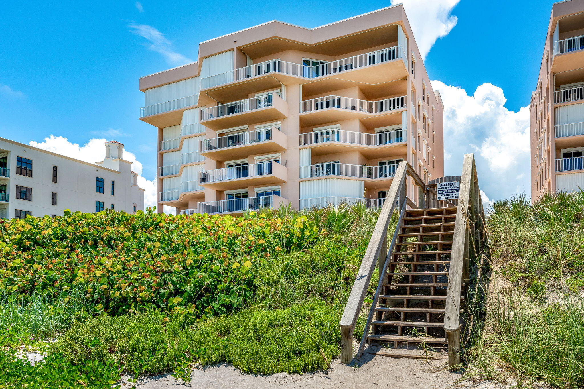 1845 N Highway A1a, 302