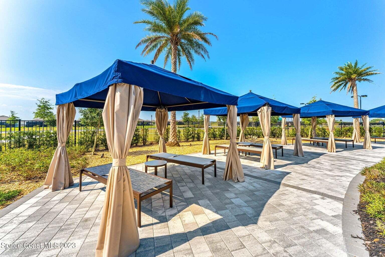 2200 Caravan Place