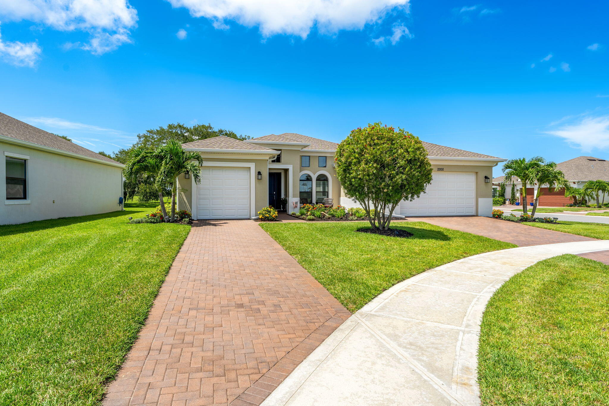2200 Caravan Place