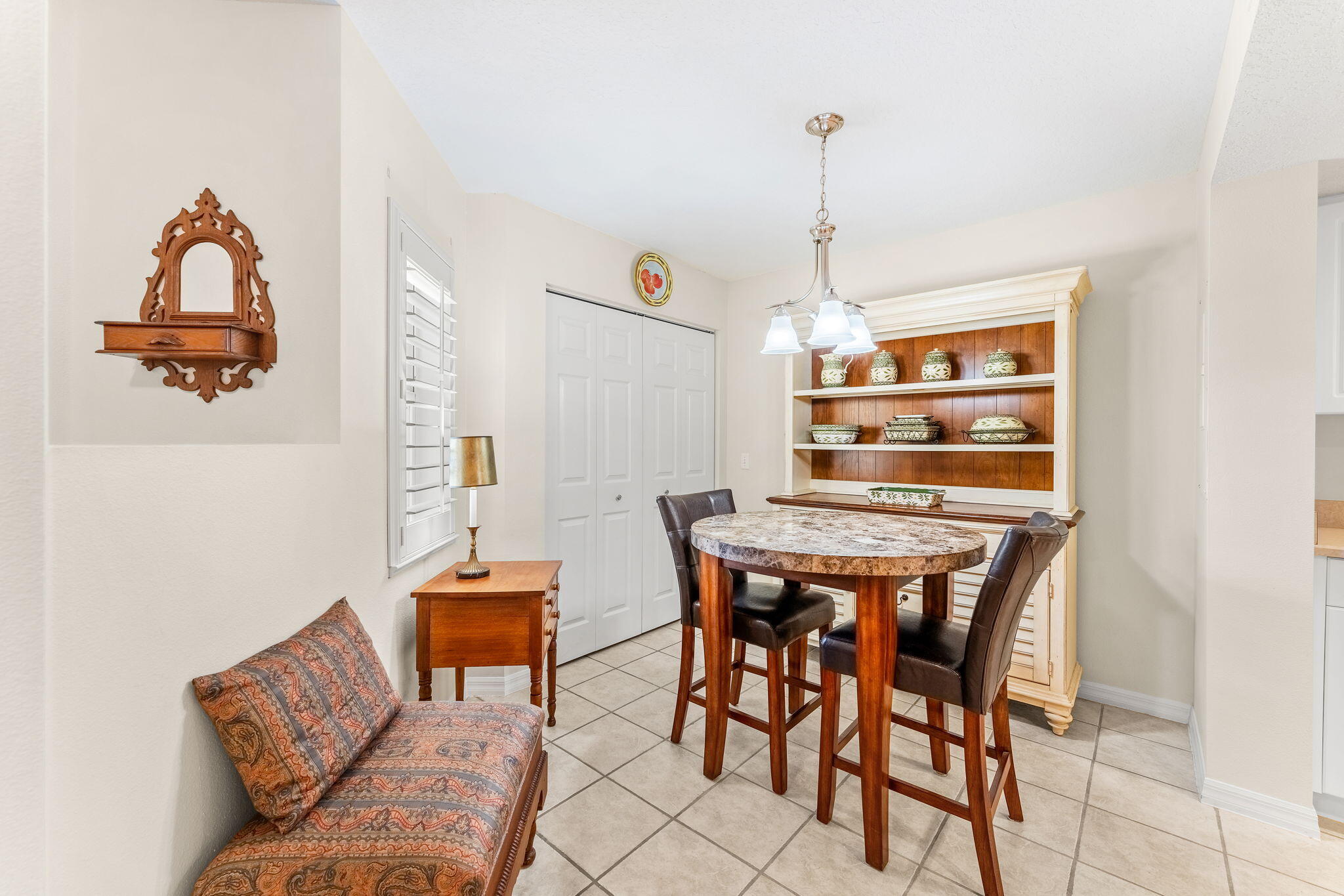 8941 Lake Drive, 205