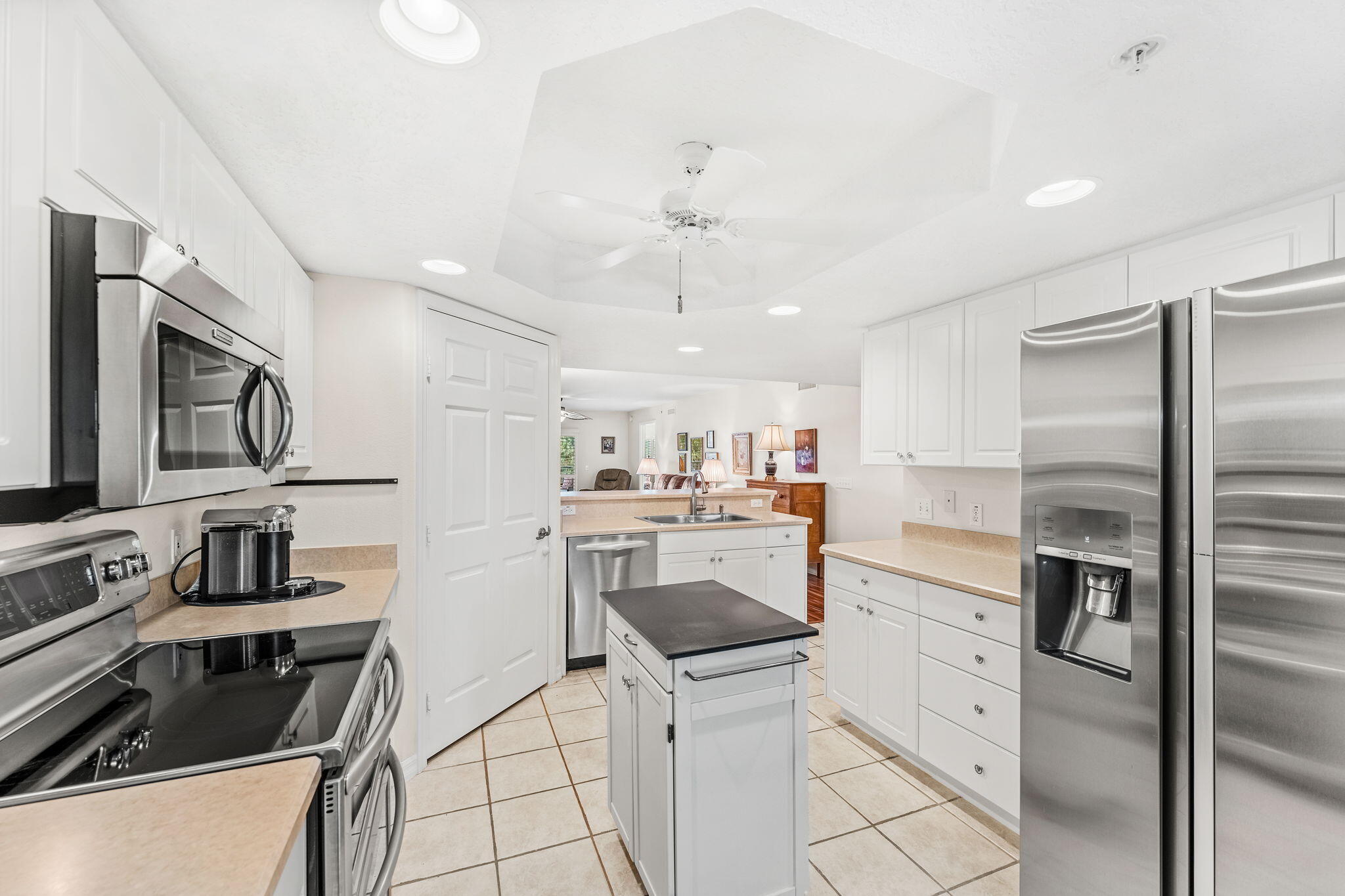 8941 Lake Drive, 205