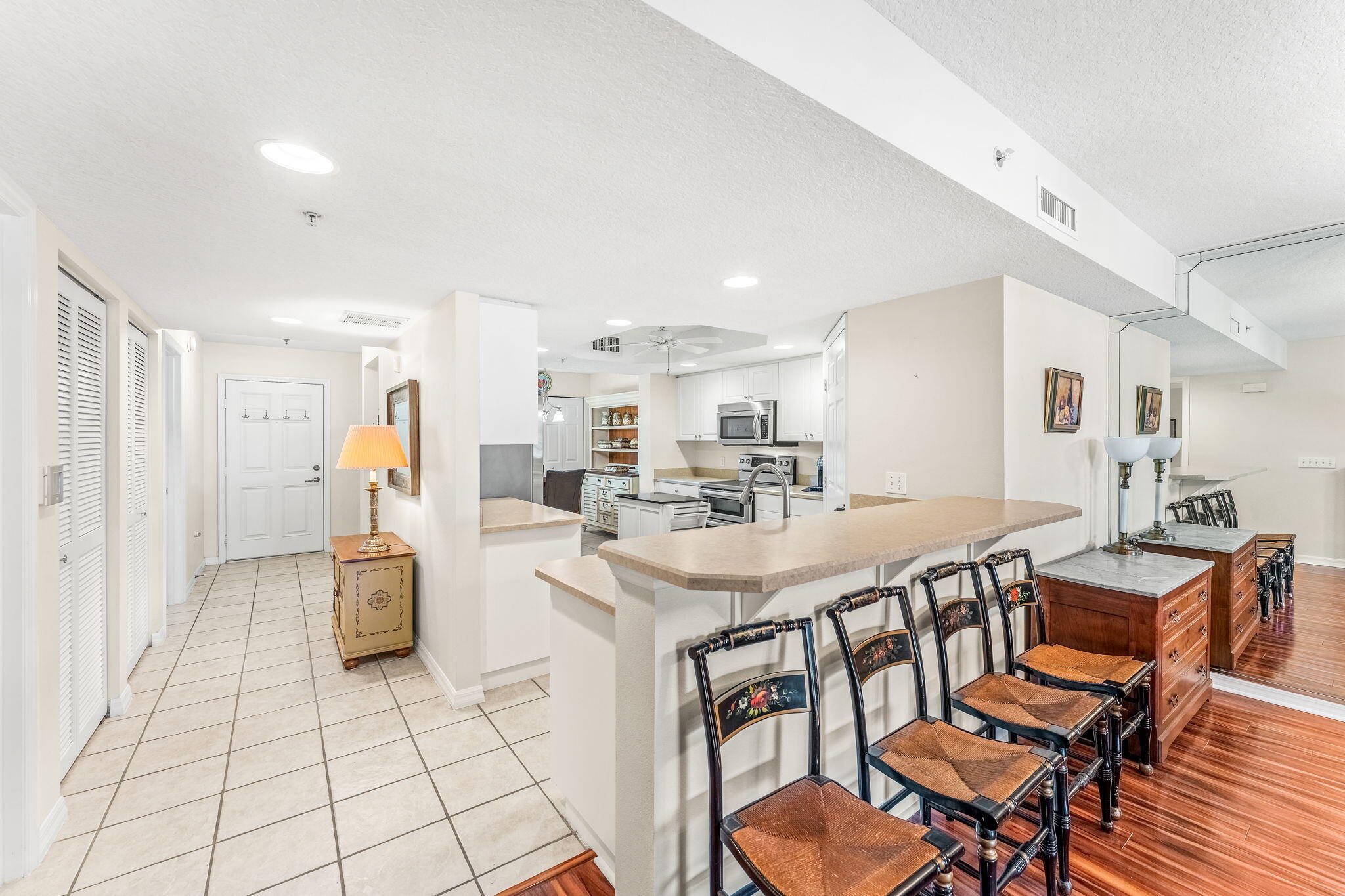 8941 Lake Drive, 205