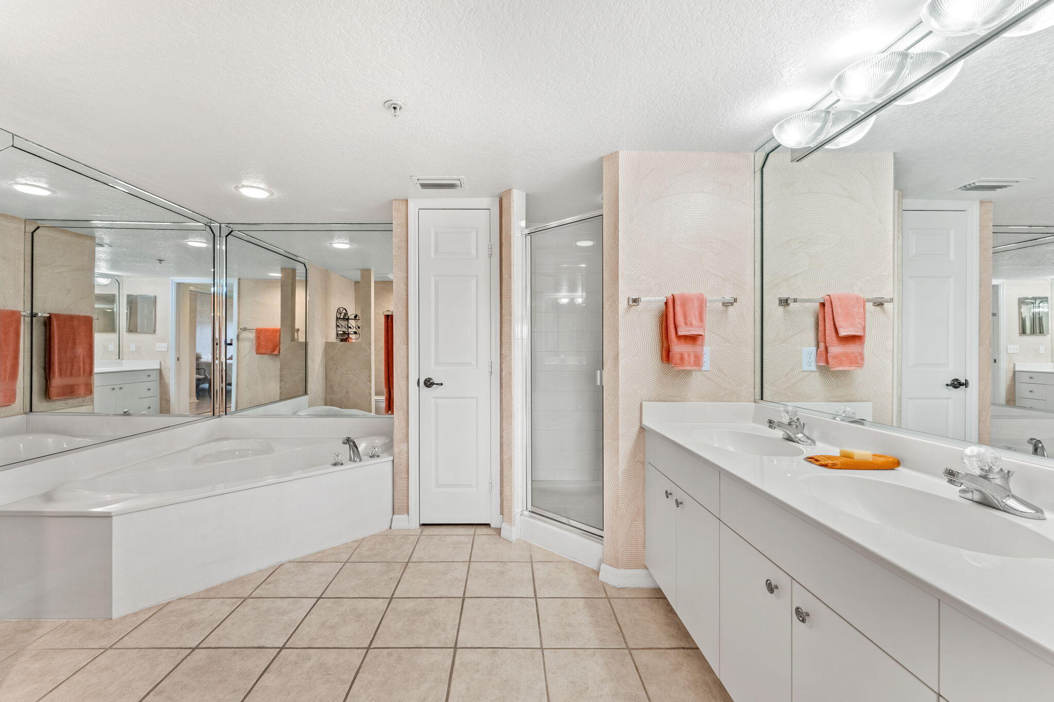 8941 Lake Drive, 205