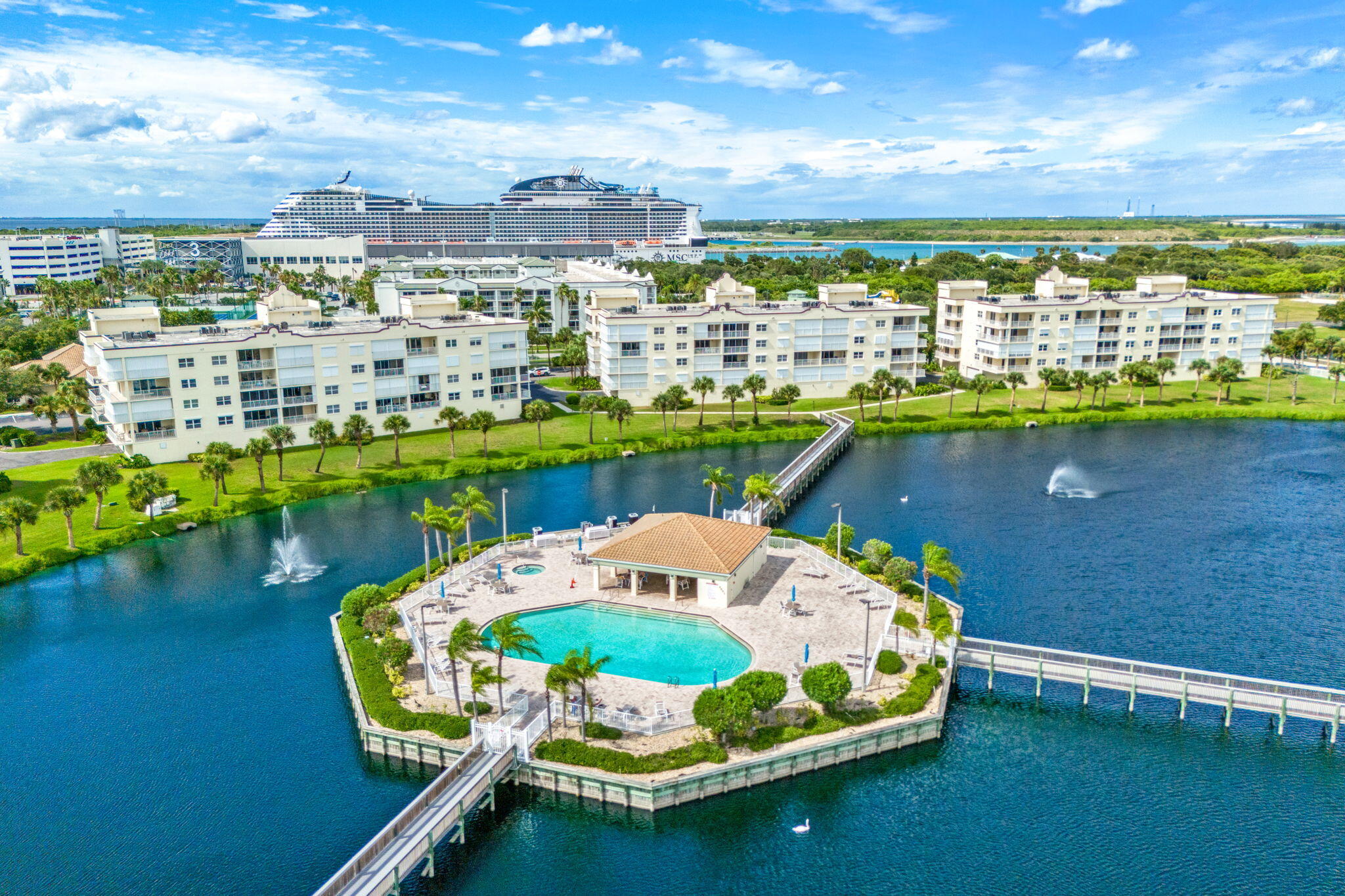 8941 Lake Drive, 205