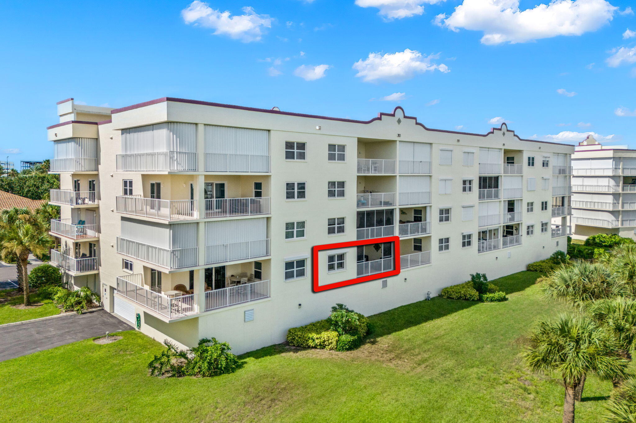 8941 Lake Drive, 205