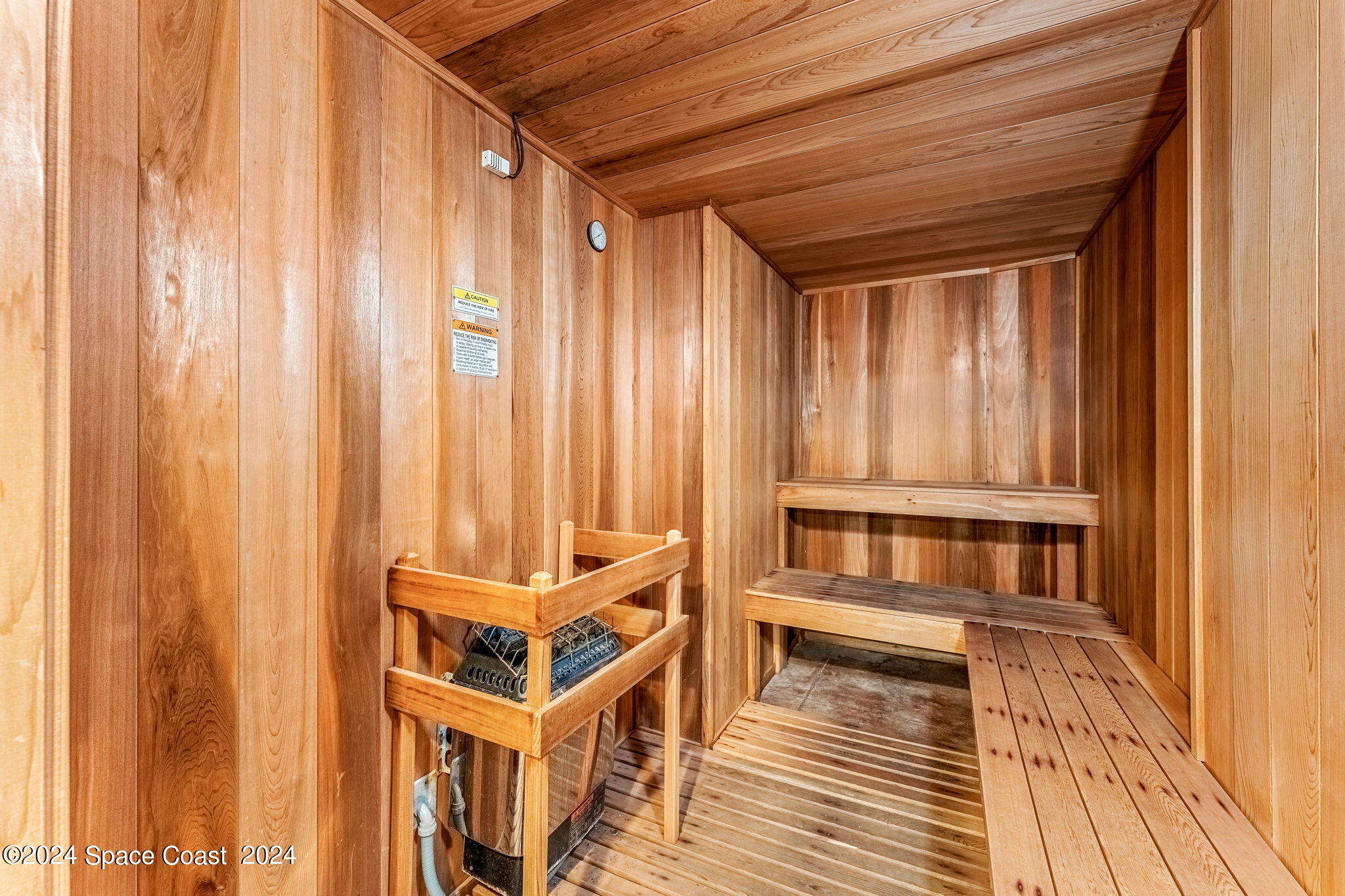 425 Pierce Avenue, 206