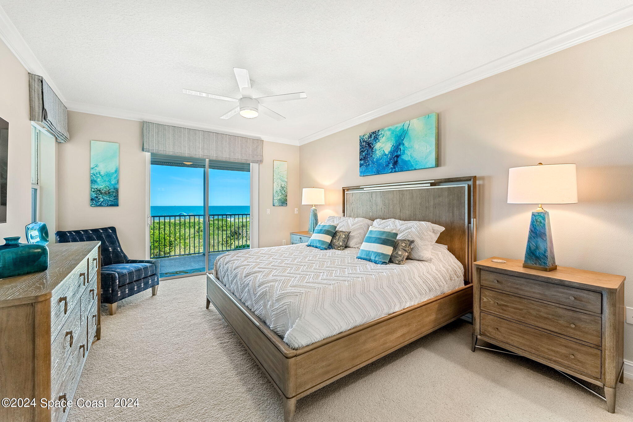 425 Pierce Avenue, 206