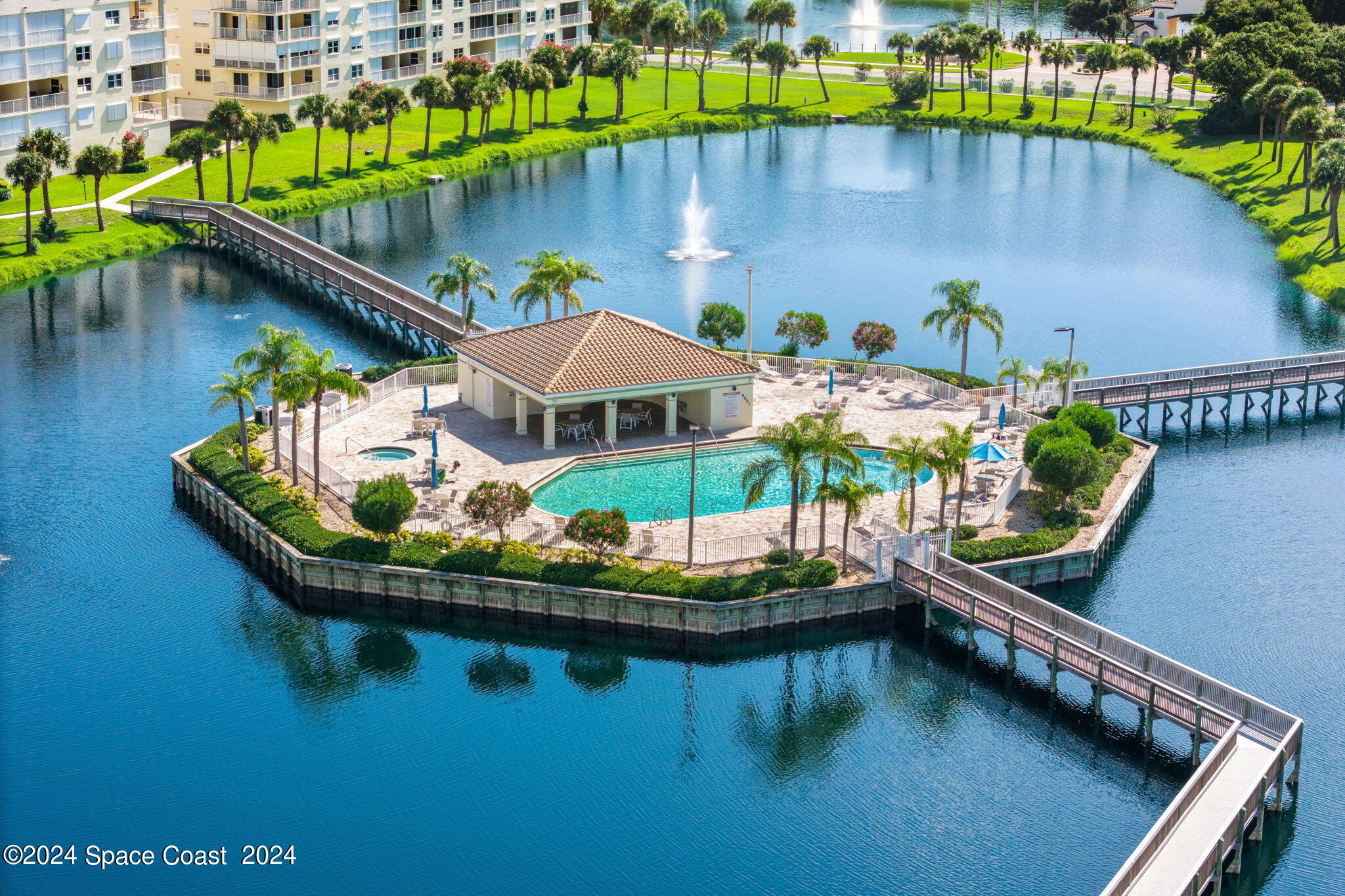 8921 Lake Drive, 303