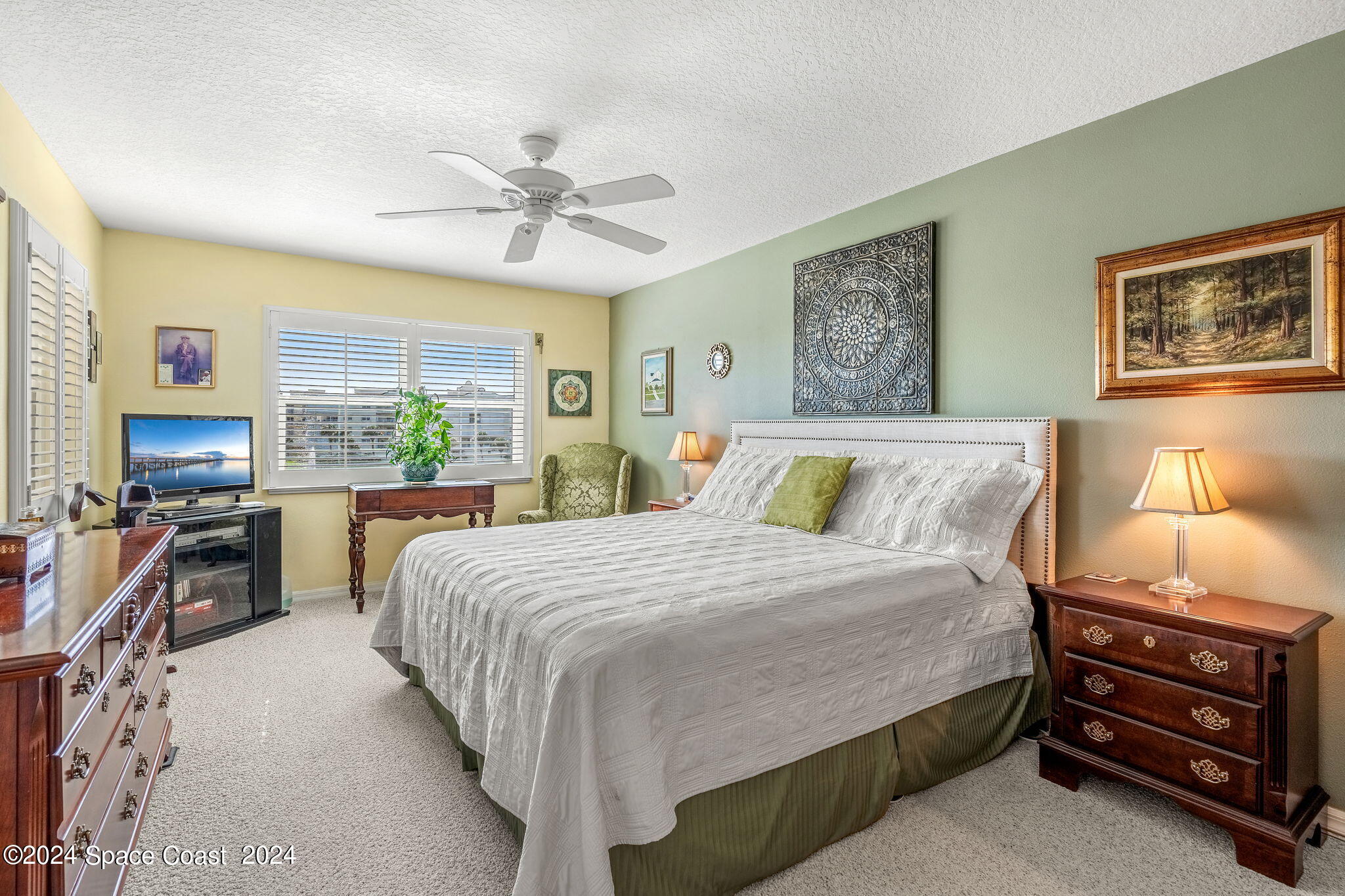 8921 Lake Drive, 303