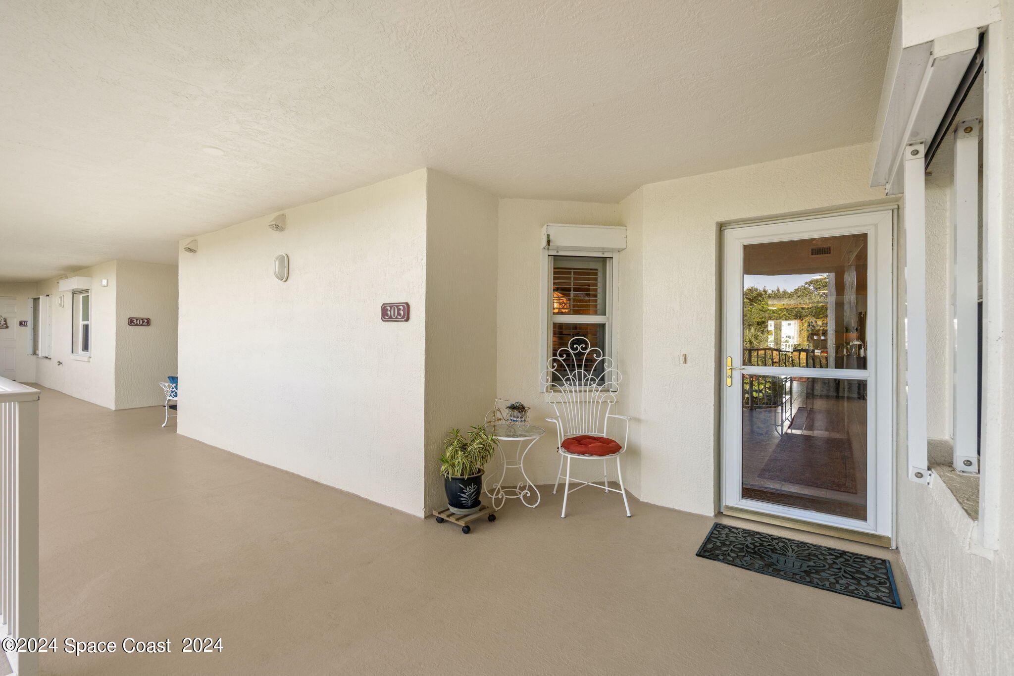 8921 Lake Drive, 303