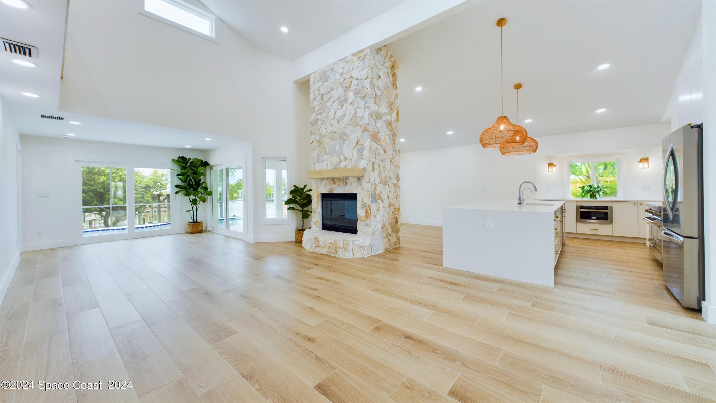 396 Riverview Lane