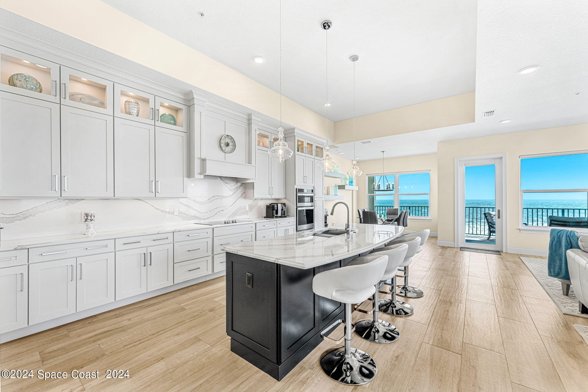 1725 N Highway A1a, 502