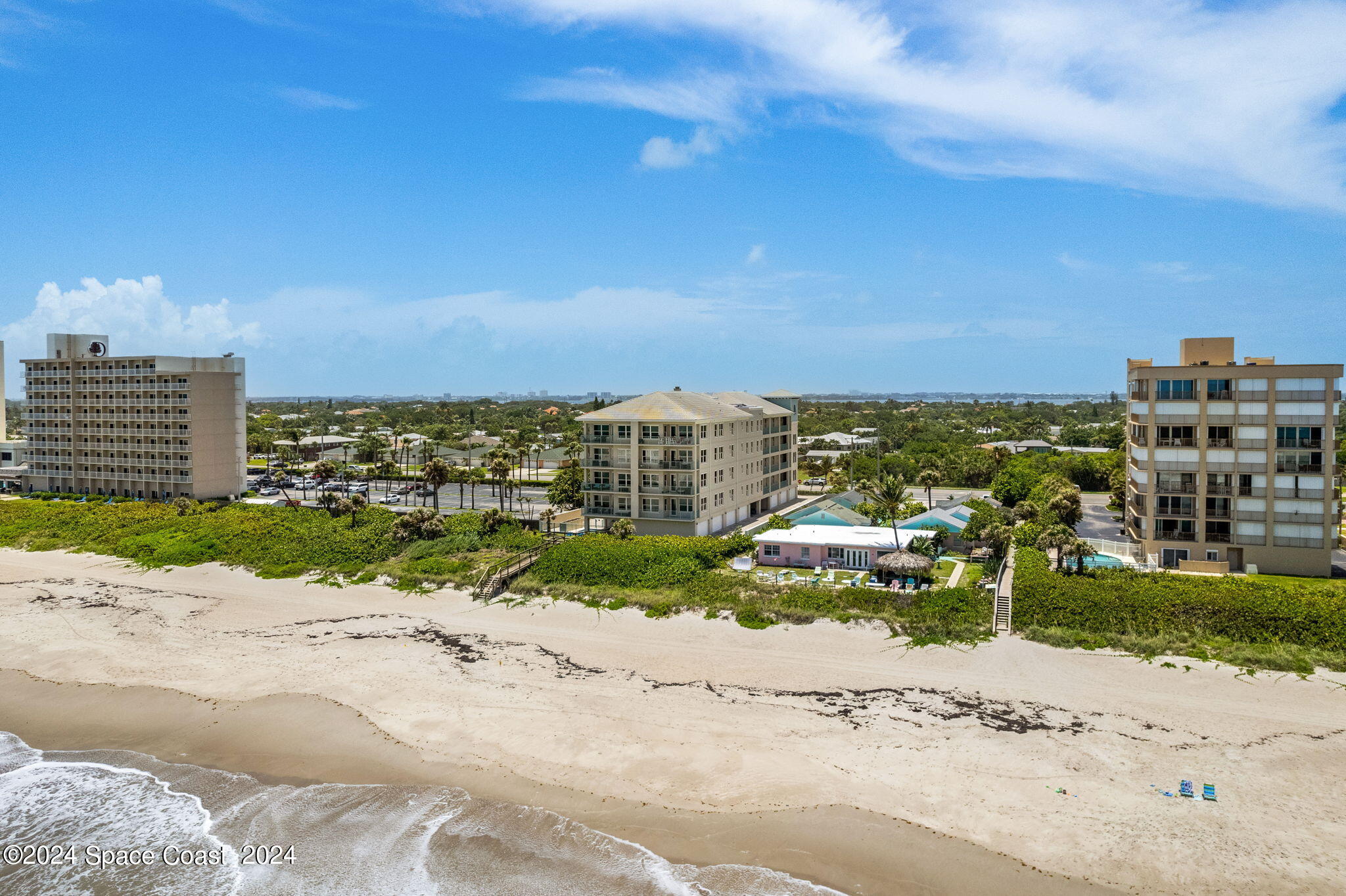 1725 N Highway A1a, 502