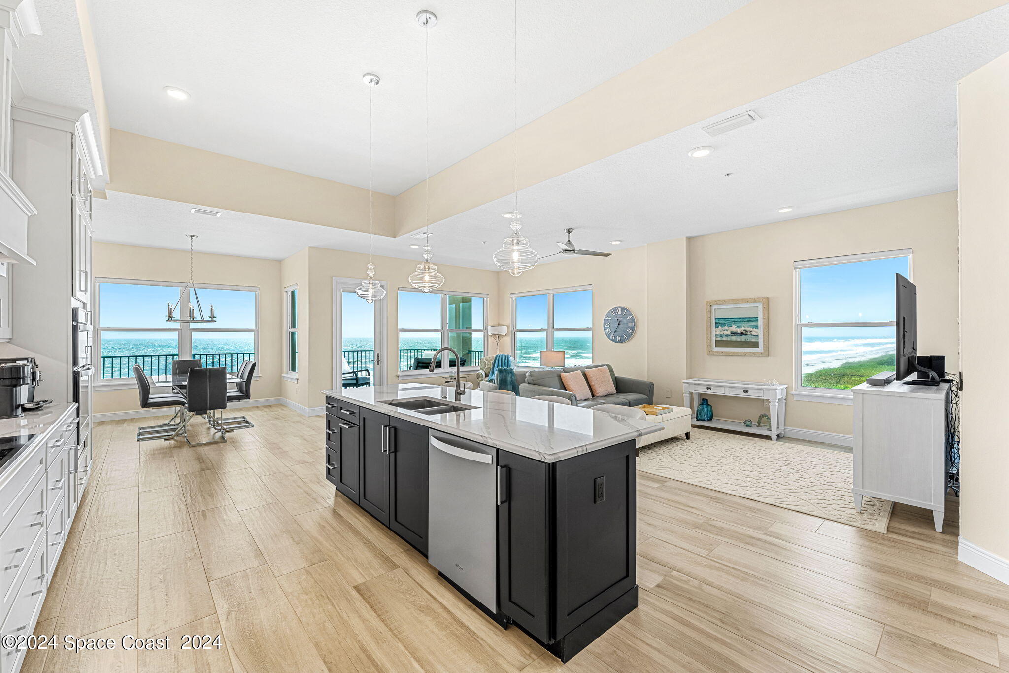 1725 N Highway A1a, 502