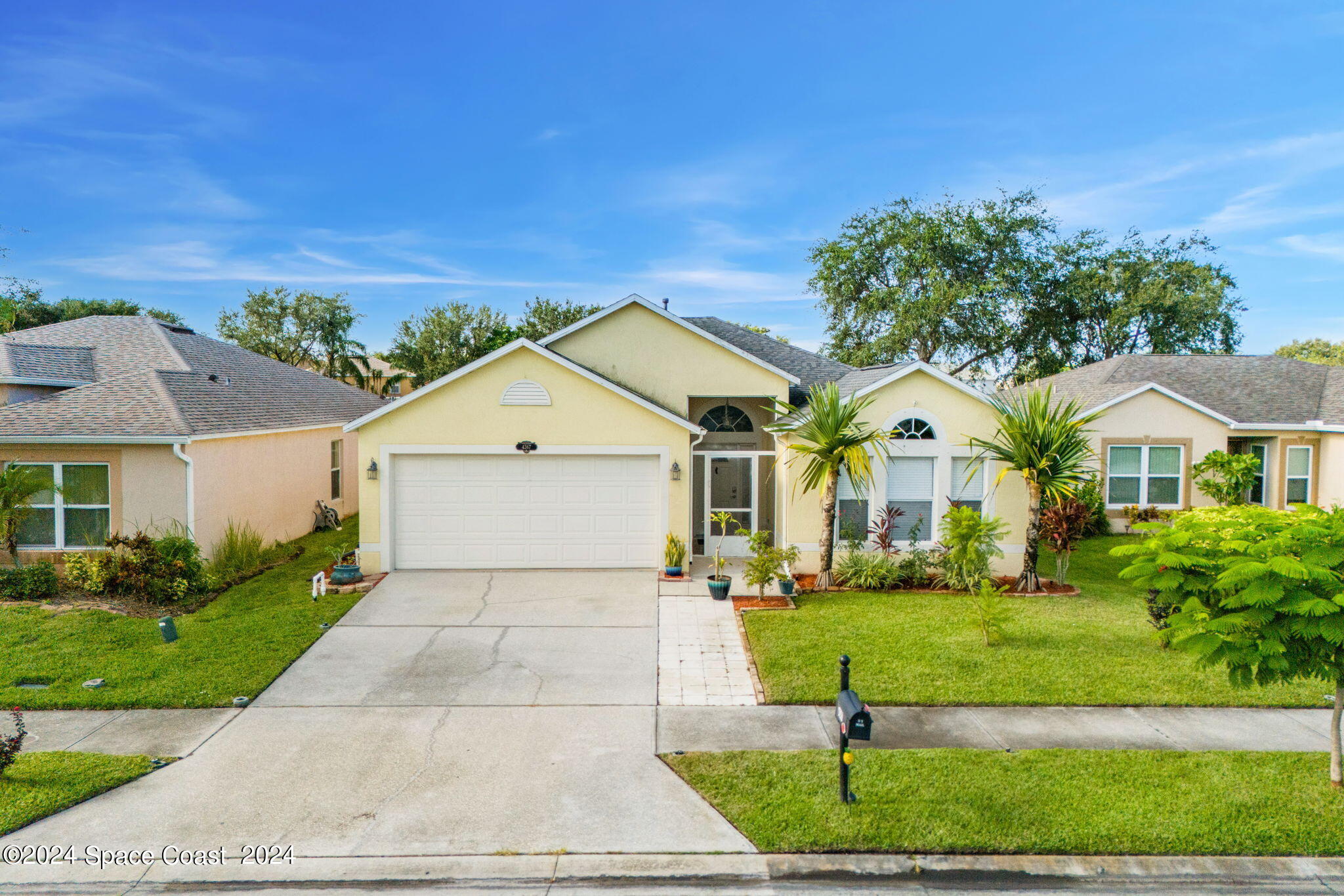 4367 Four Lakes Drive