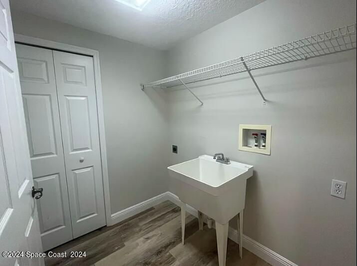 127 Anchorage Ave, 6