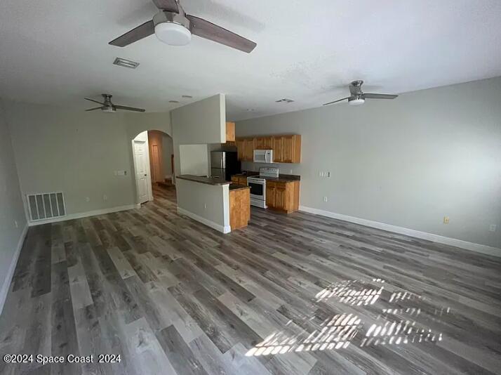127 Anchorage Ave, 6