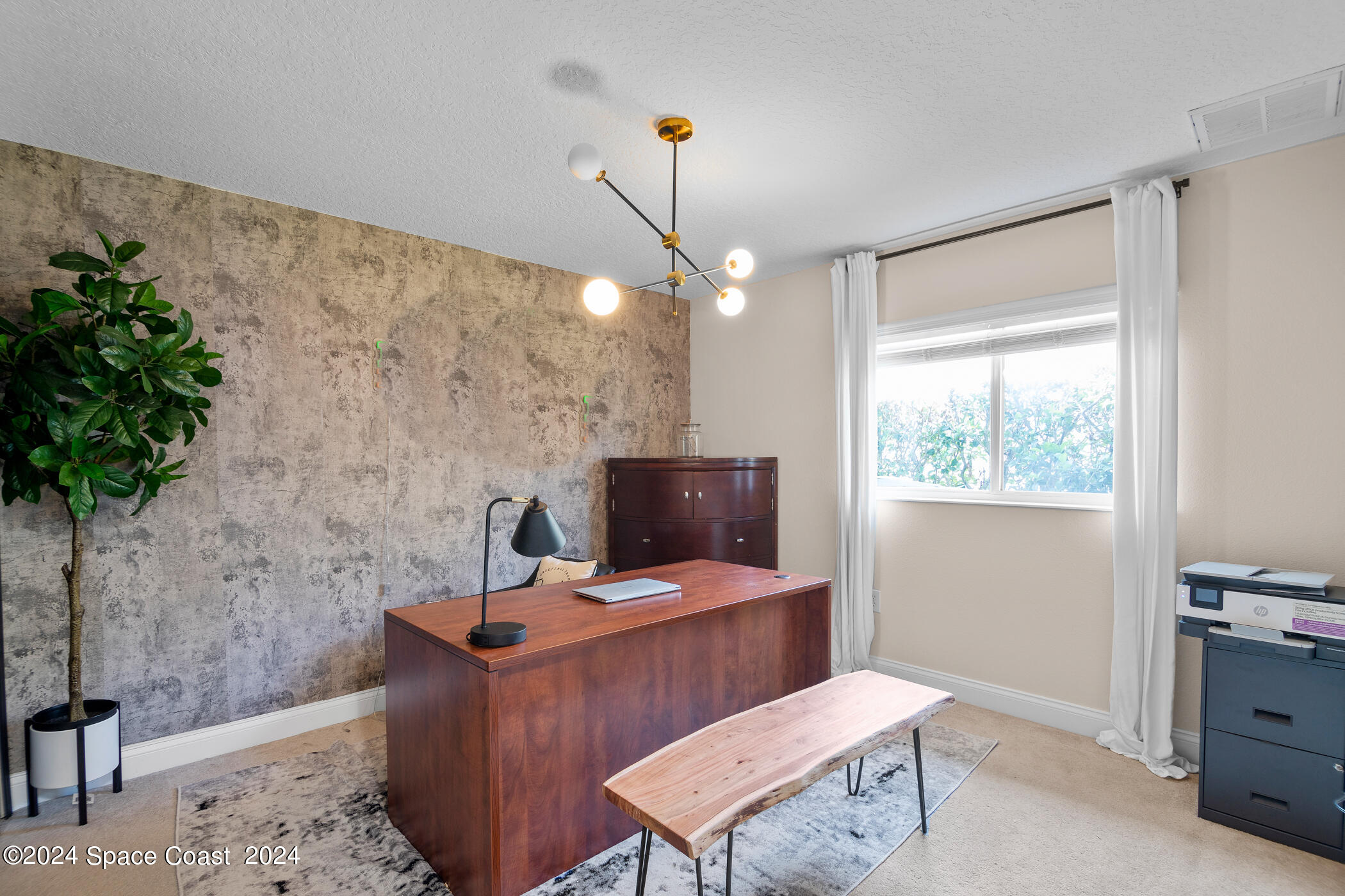 2000 Admiralty Boulevard