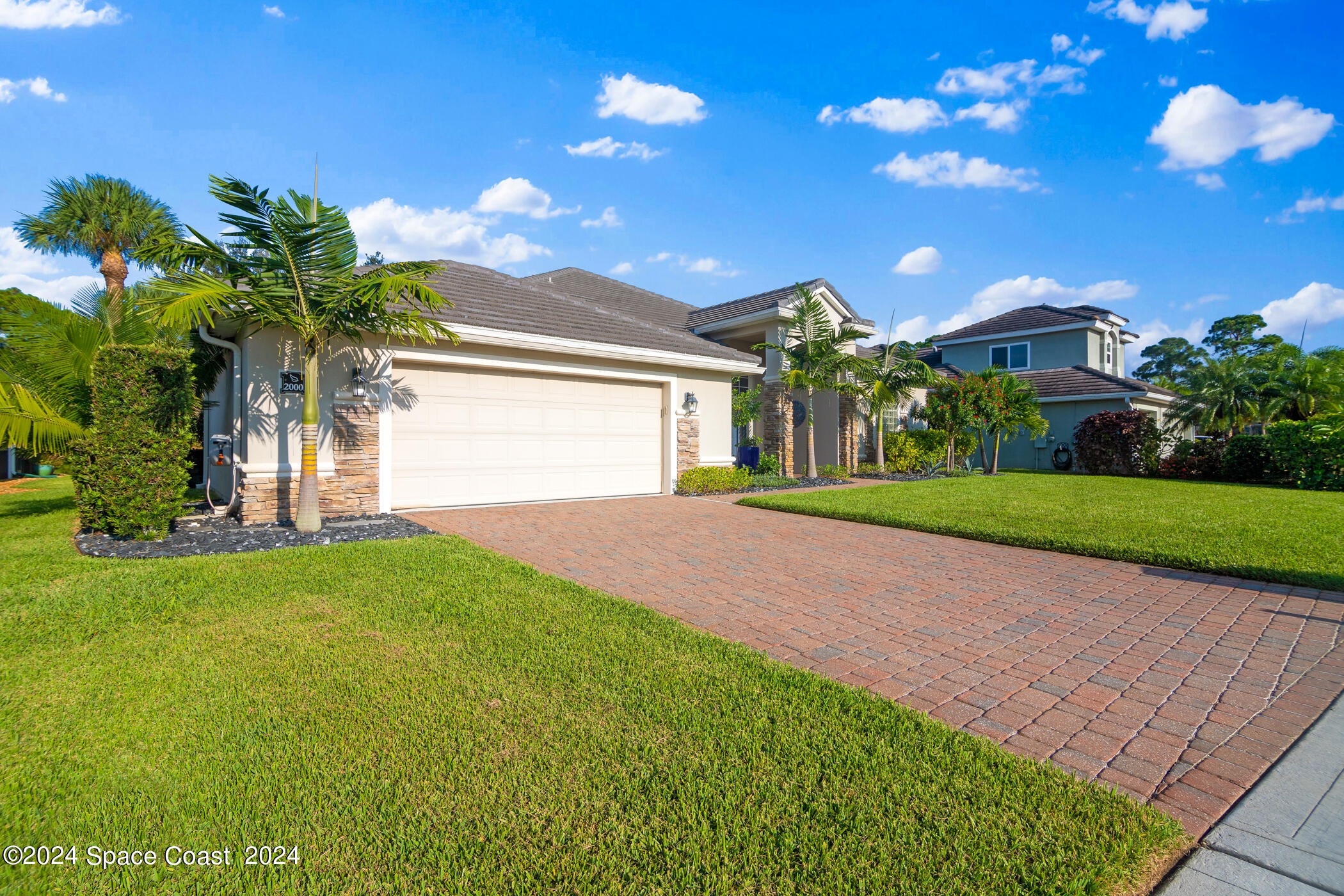 2000 Admiralty Boulevard