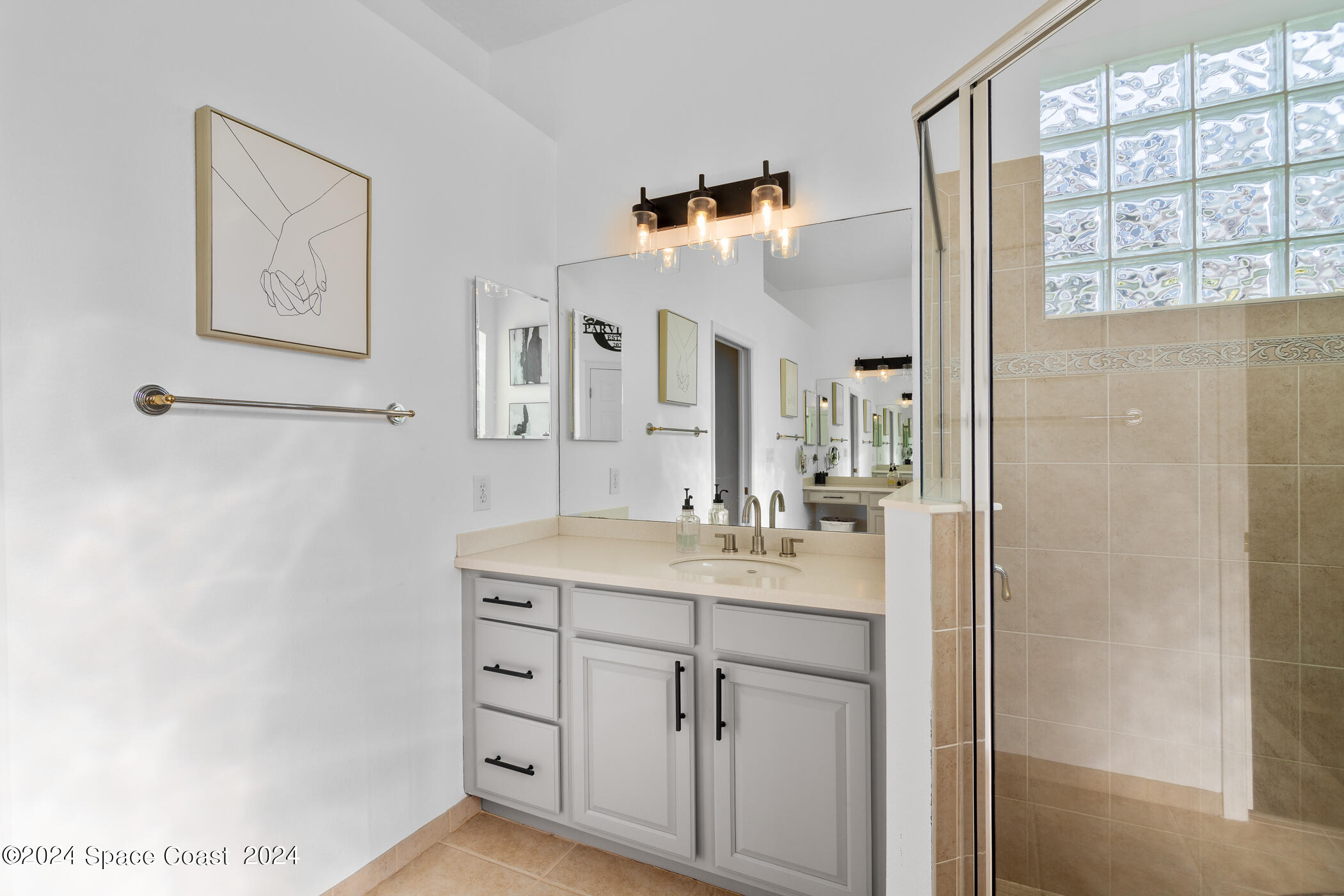 2000 Admiralty Boulevard