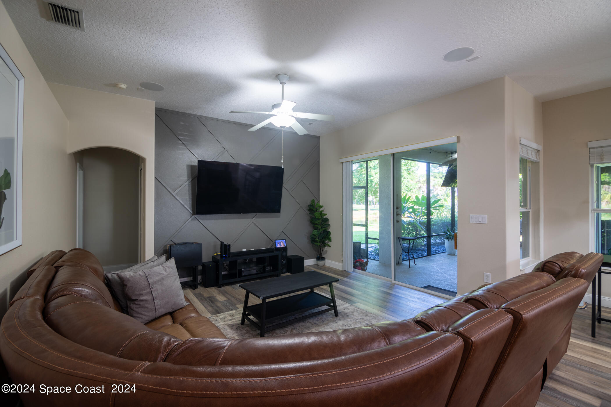 2000 Admiralty Boulevard