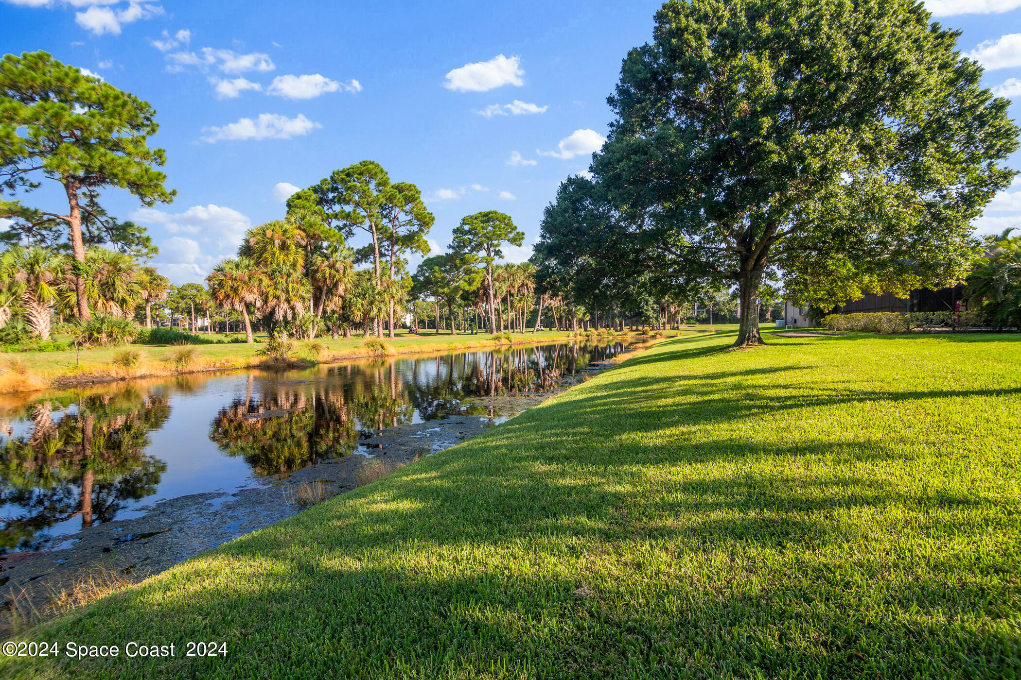 2000 Admiralty Boulevard