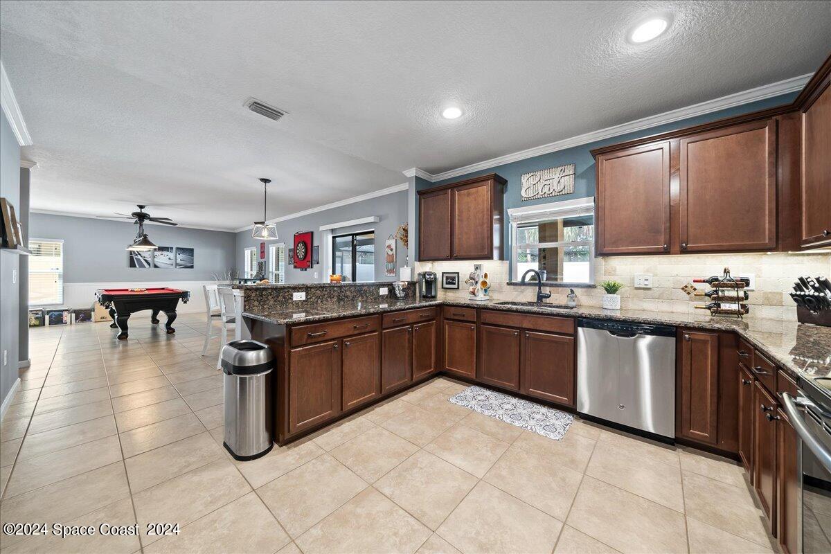 5410 Extravagant Court