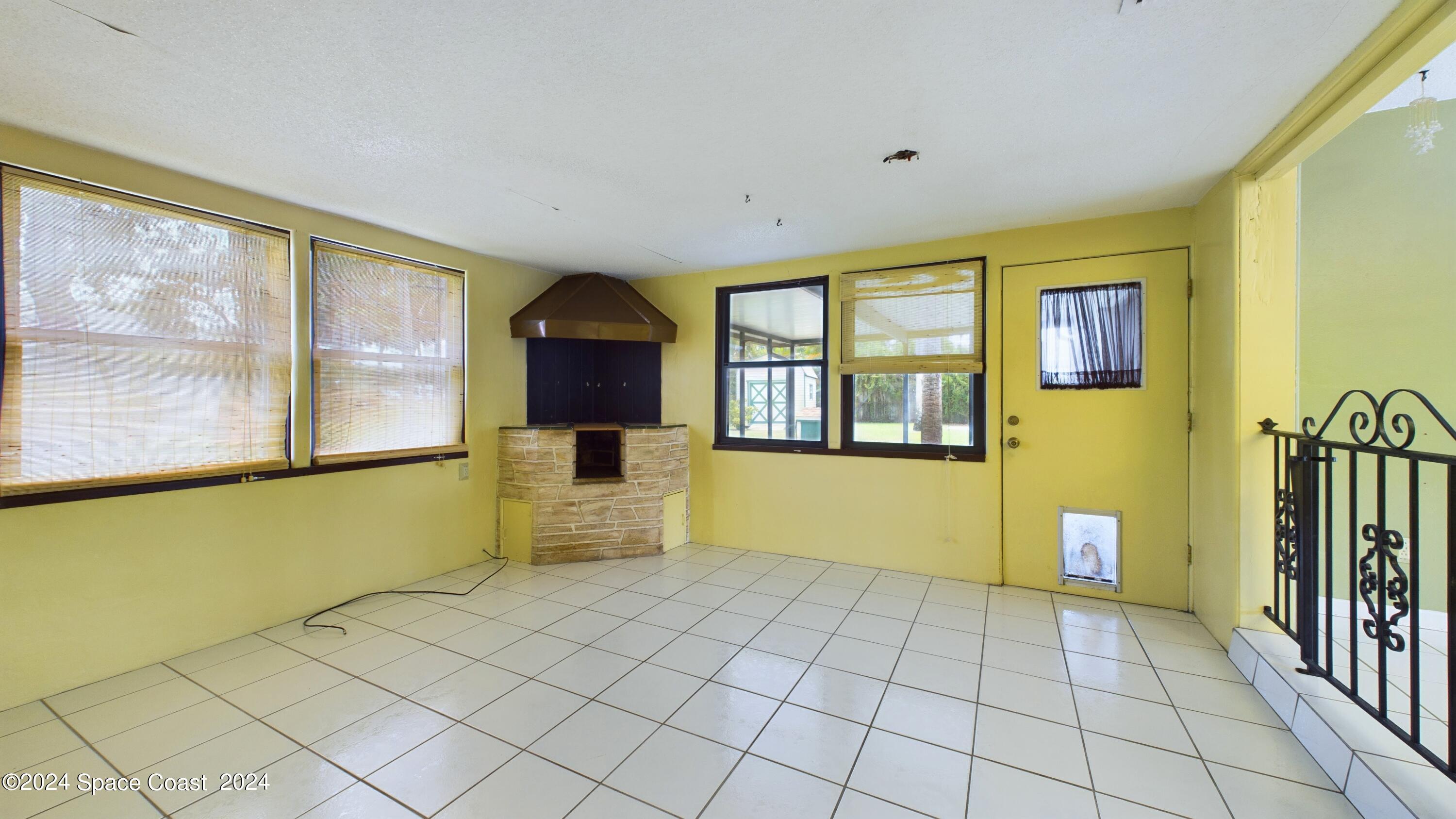 1803 Loquat Drive