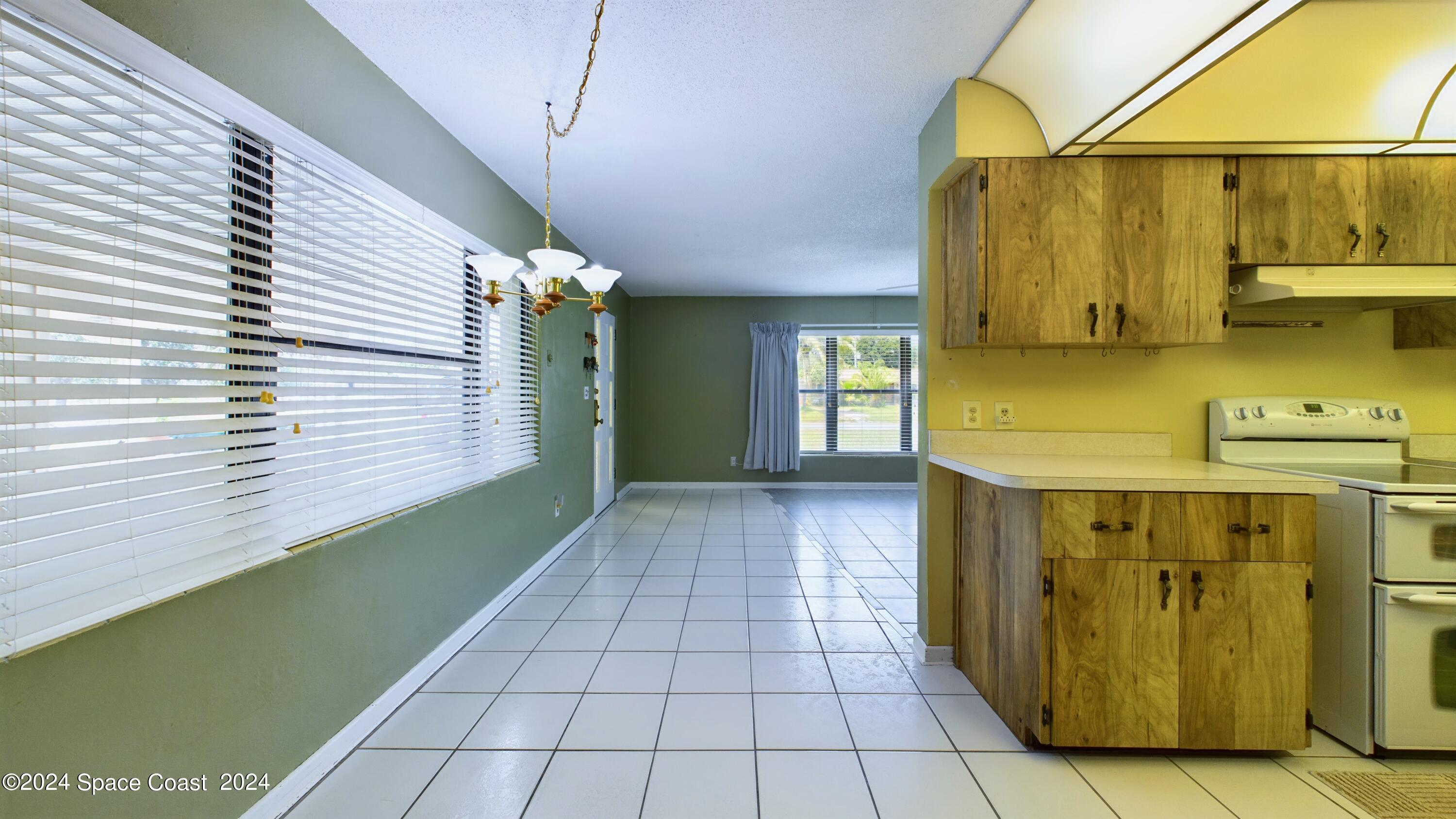 1803 Loquat Drive