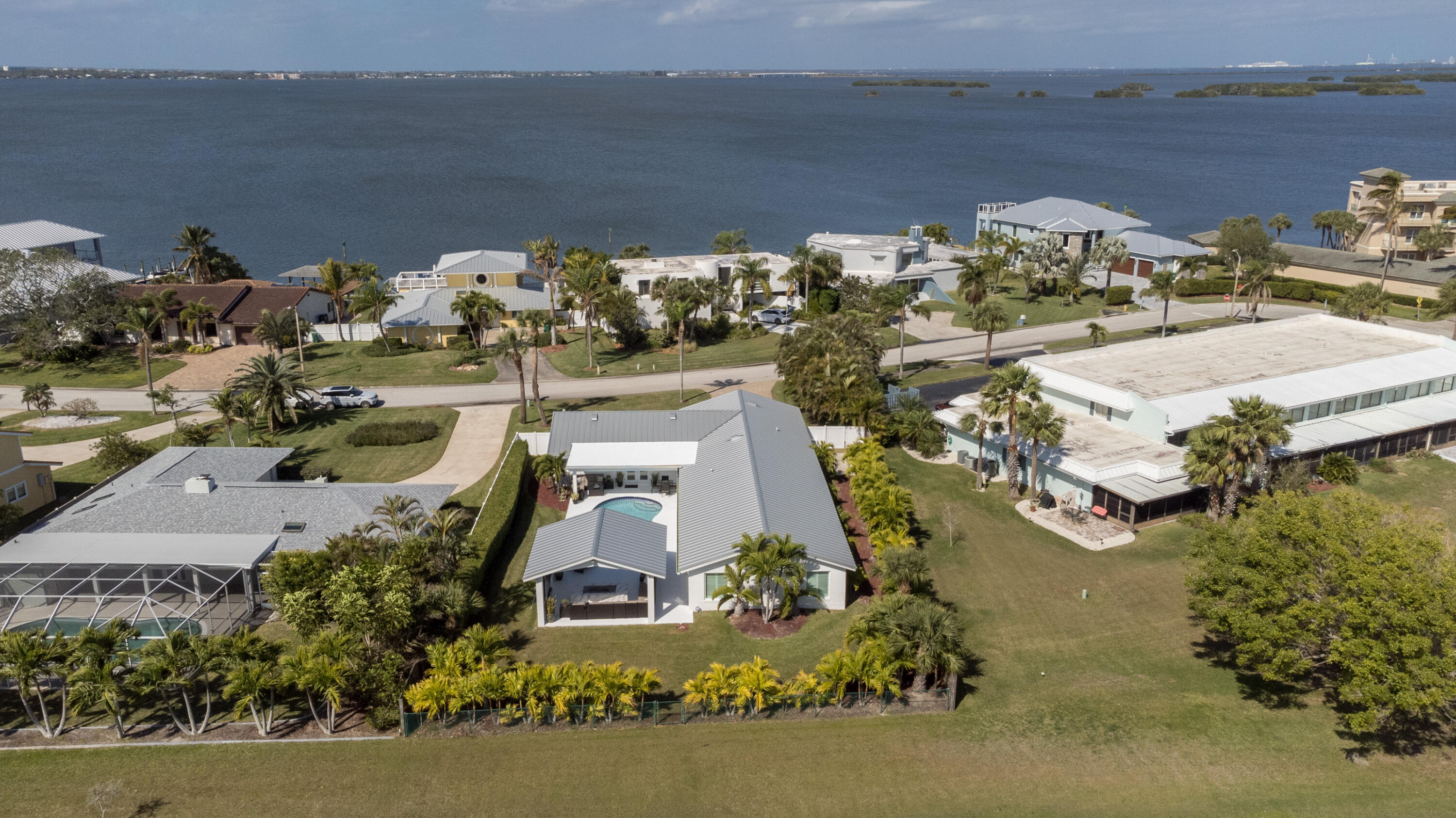 4 Country Club Road