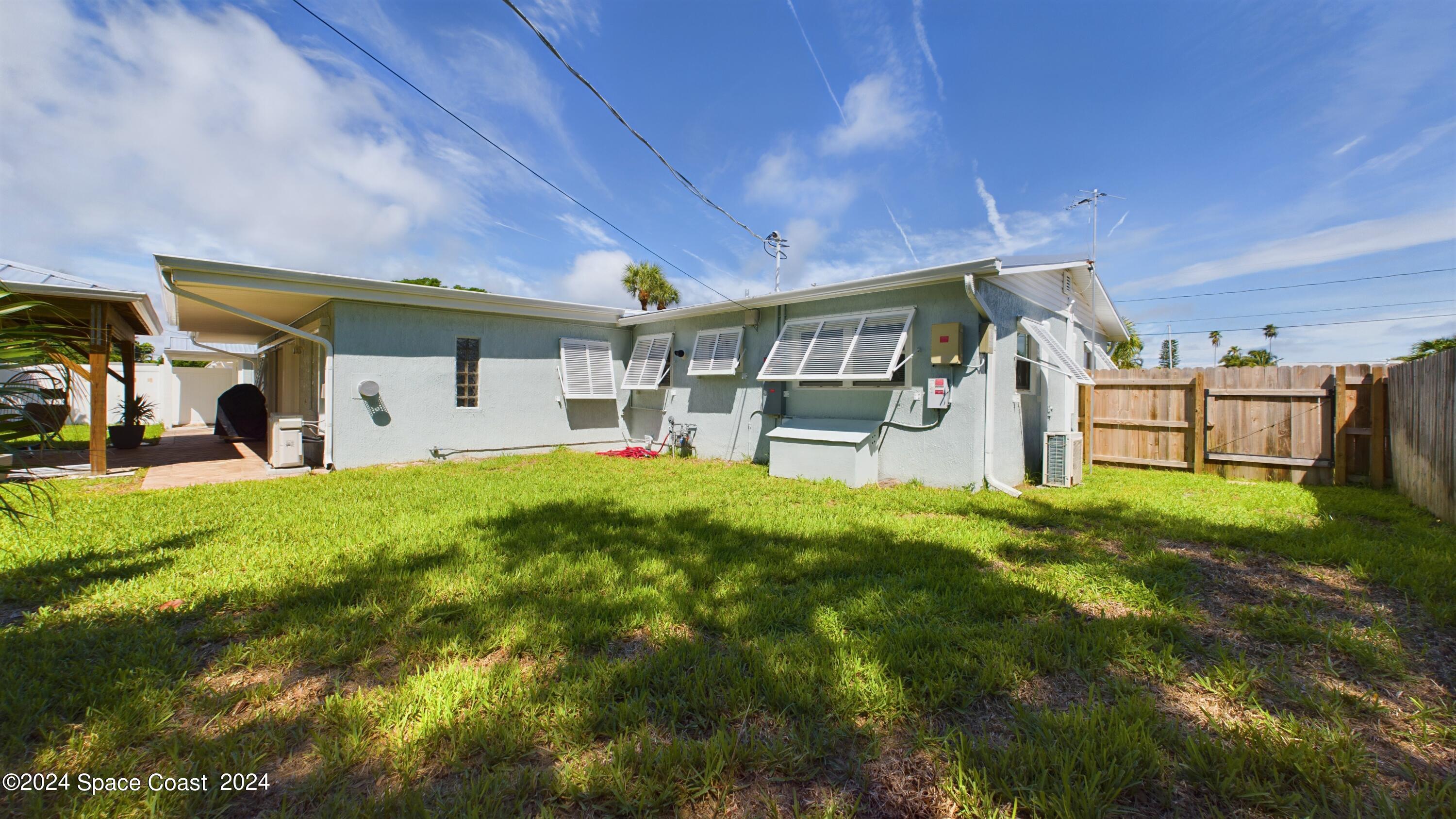 422 N Neptune Drive