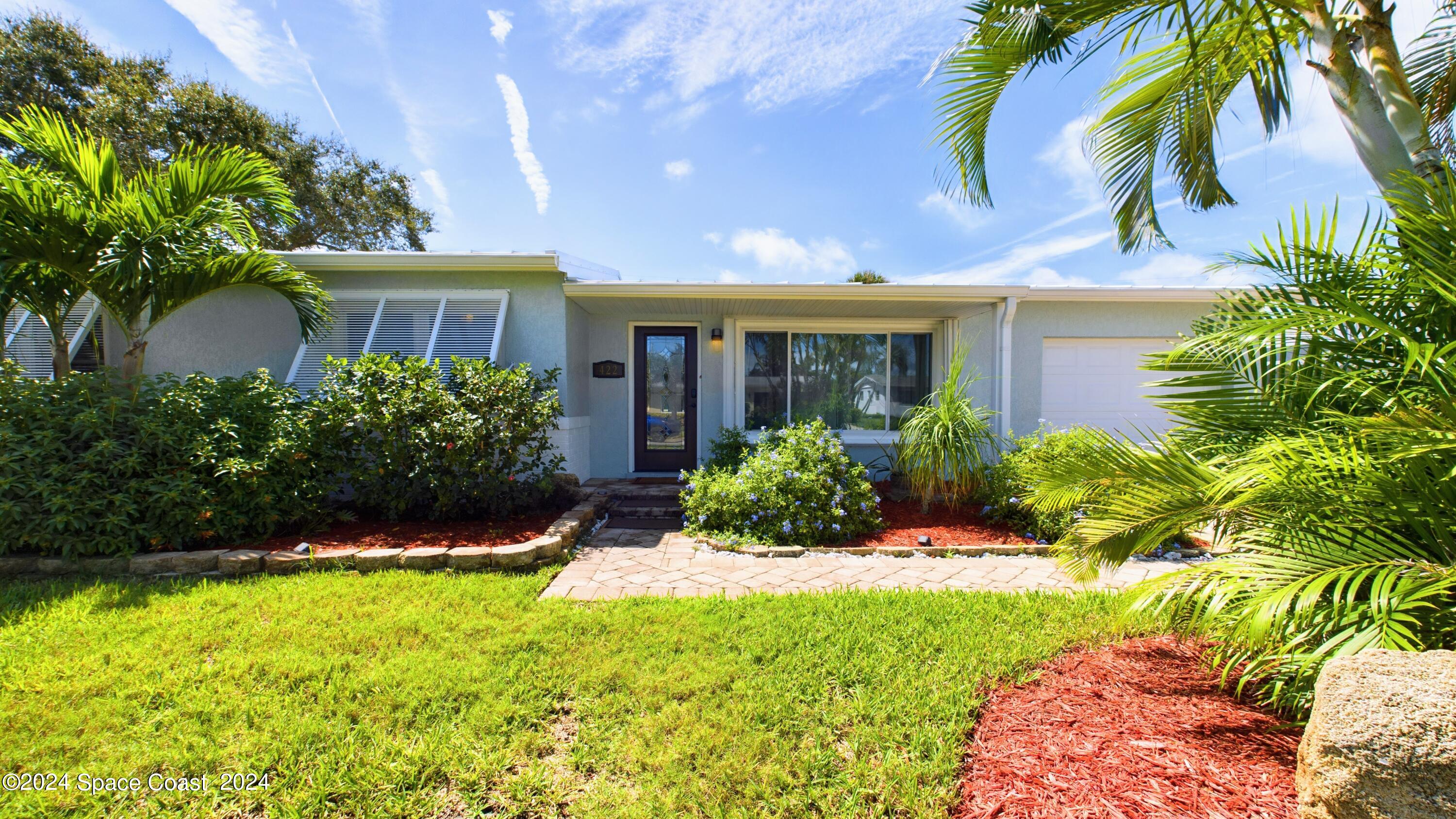 422 N Neptune Drive
