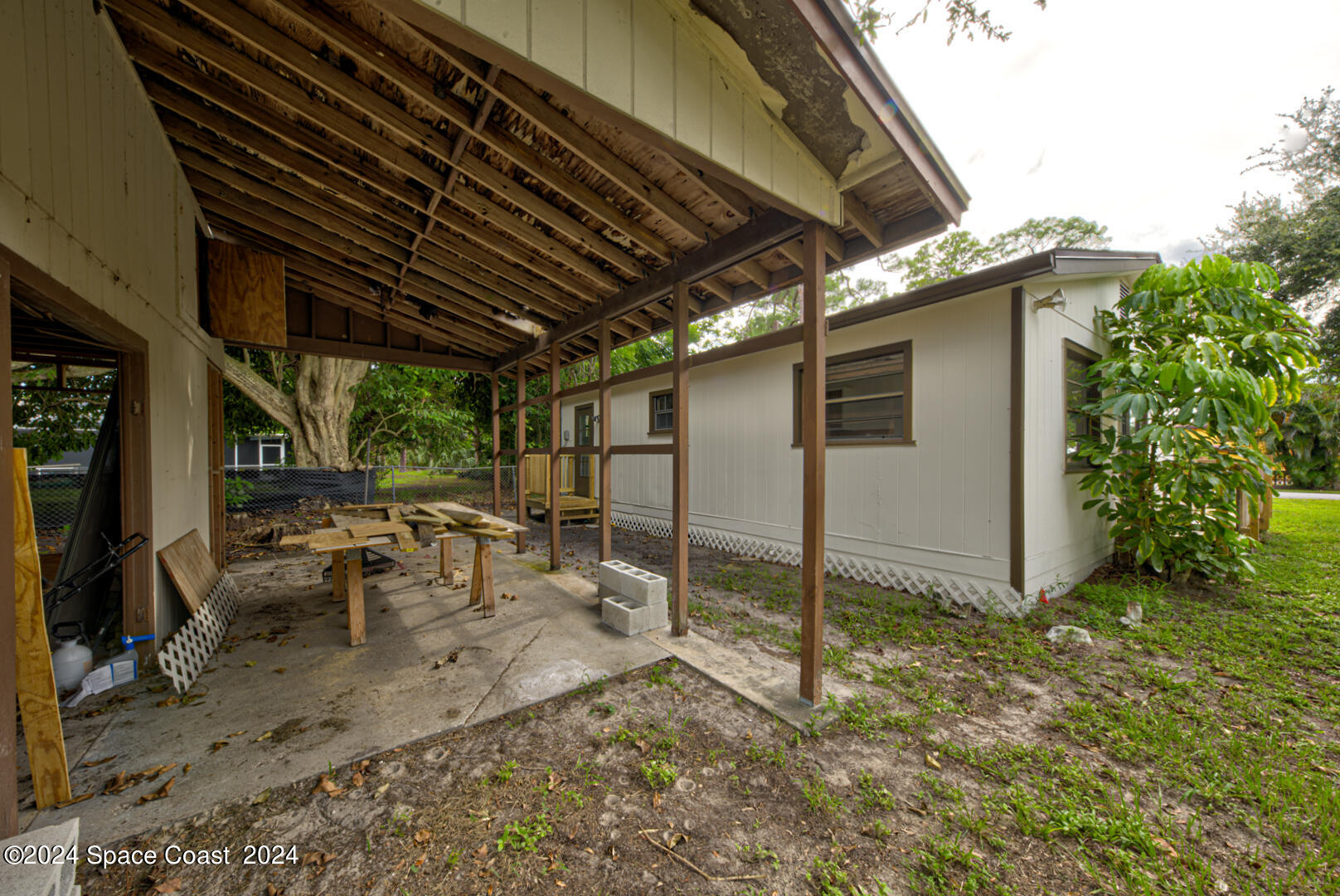 932 Goldenrod Street