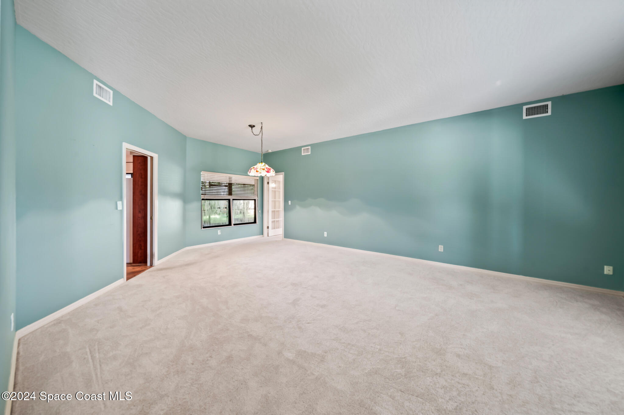 3520 Swallow Drive