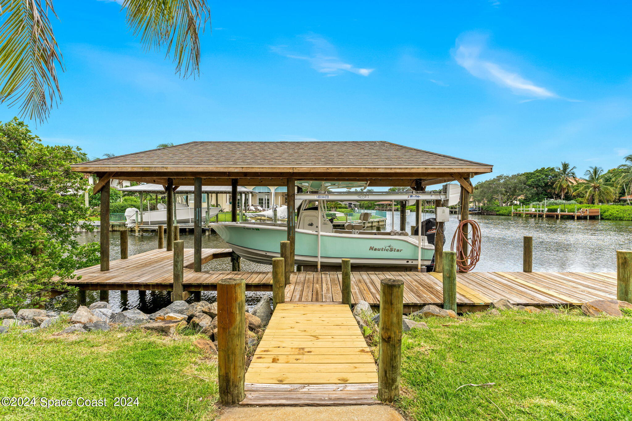 142 Windward Way