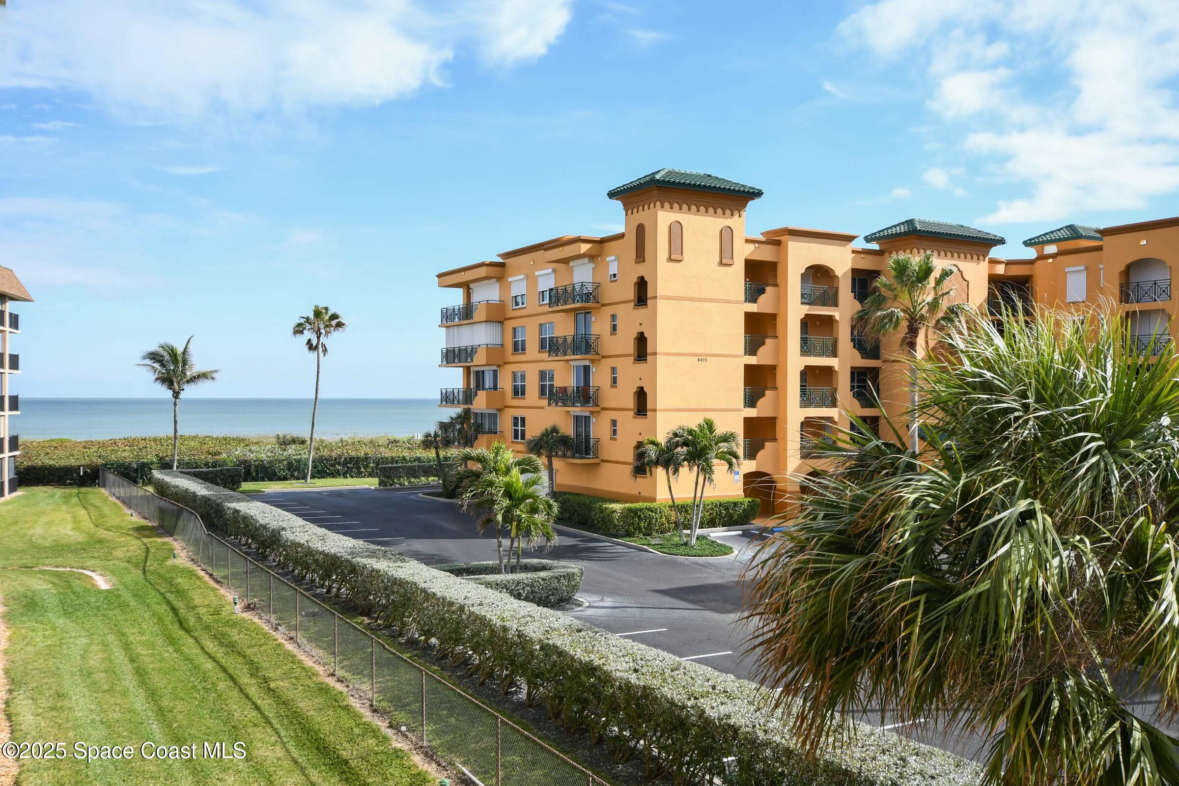 8494 Ridgewood Avenue, 4305