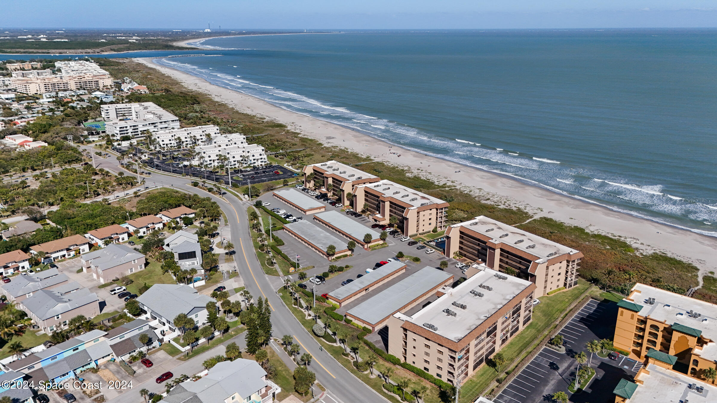 8494 Ridgewood Avenue, 4305