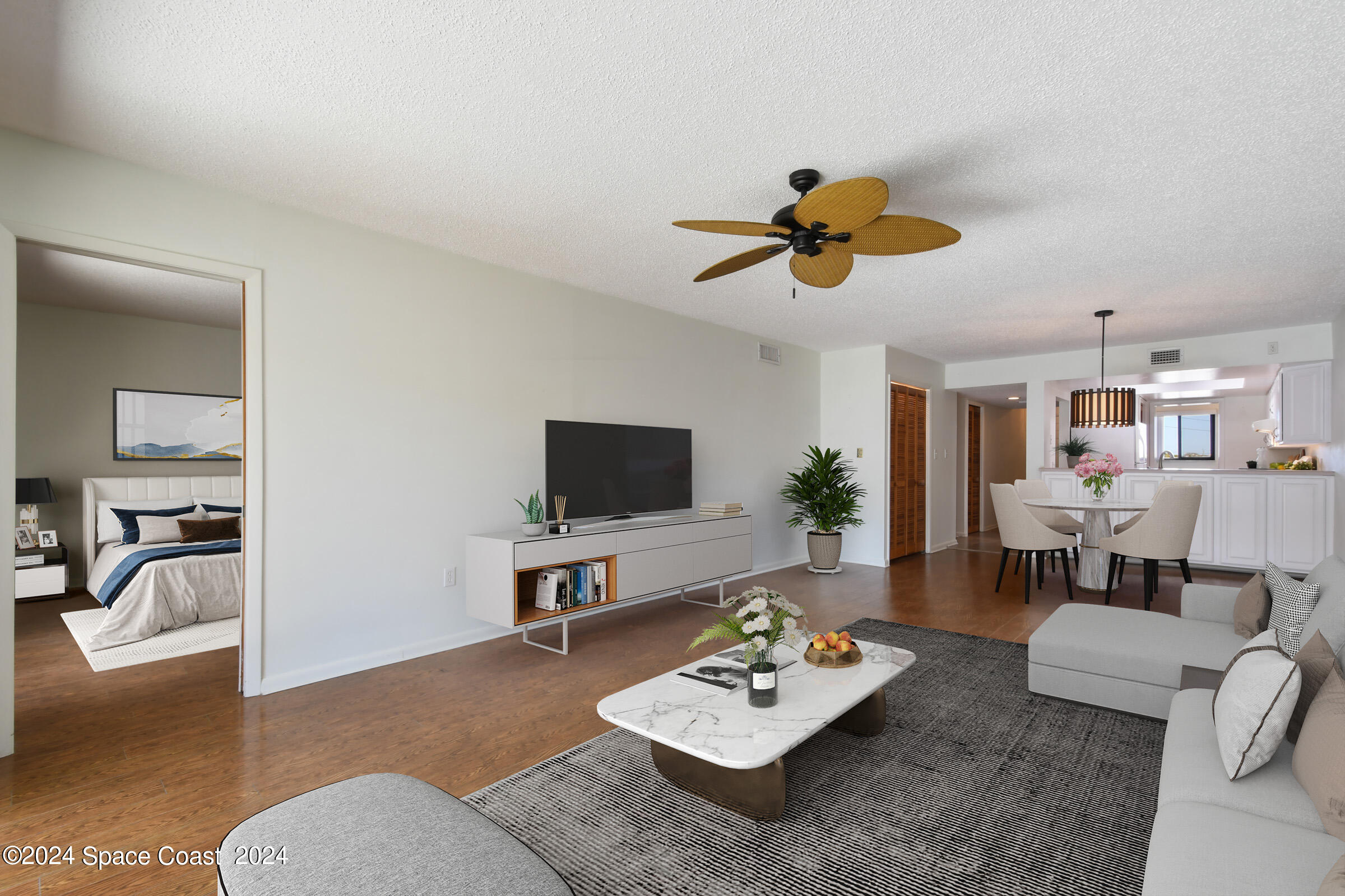 8494 Ridgewood Avenue, 4305